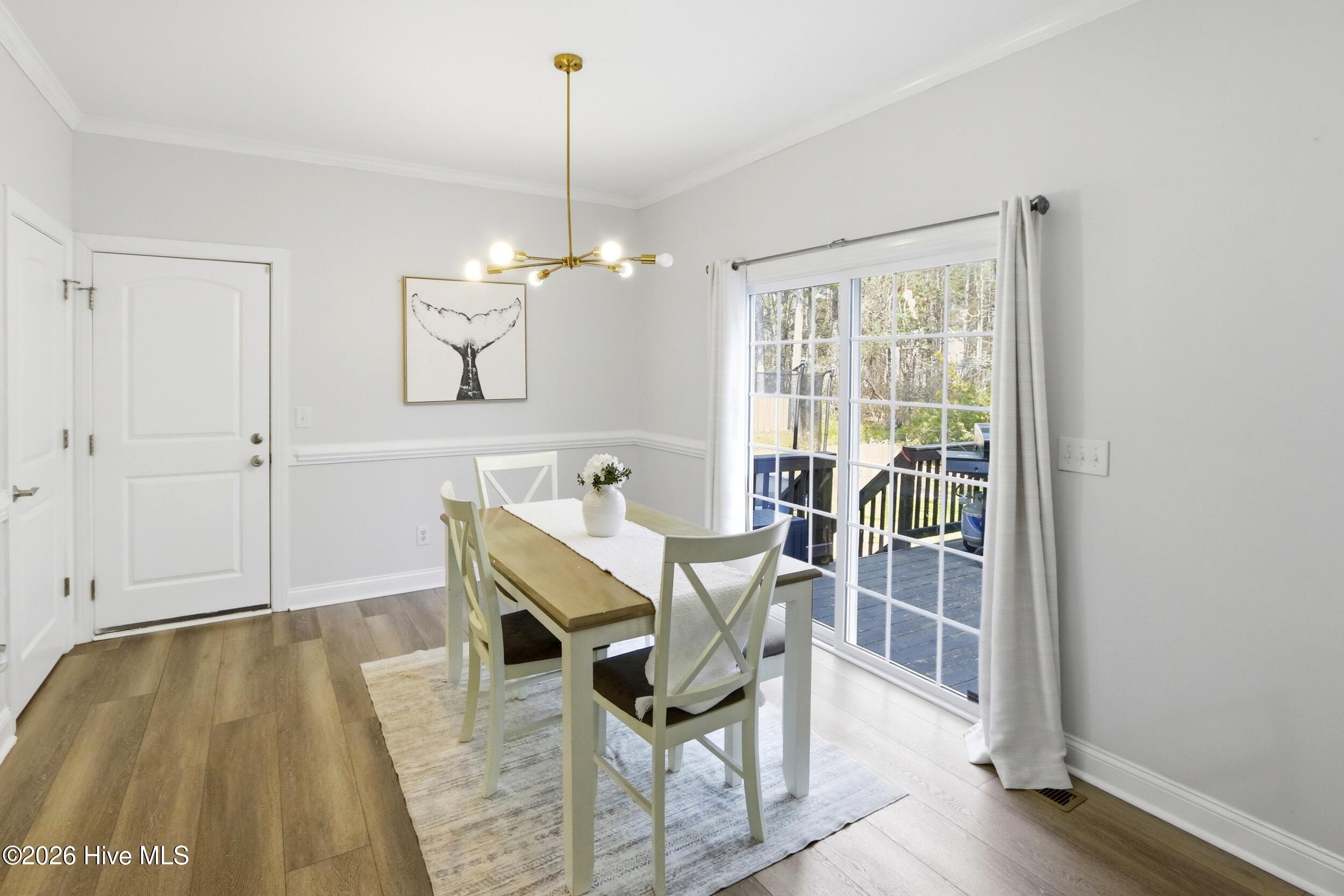 100538724 | Photo 12