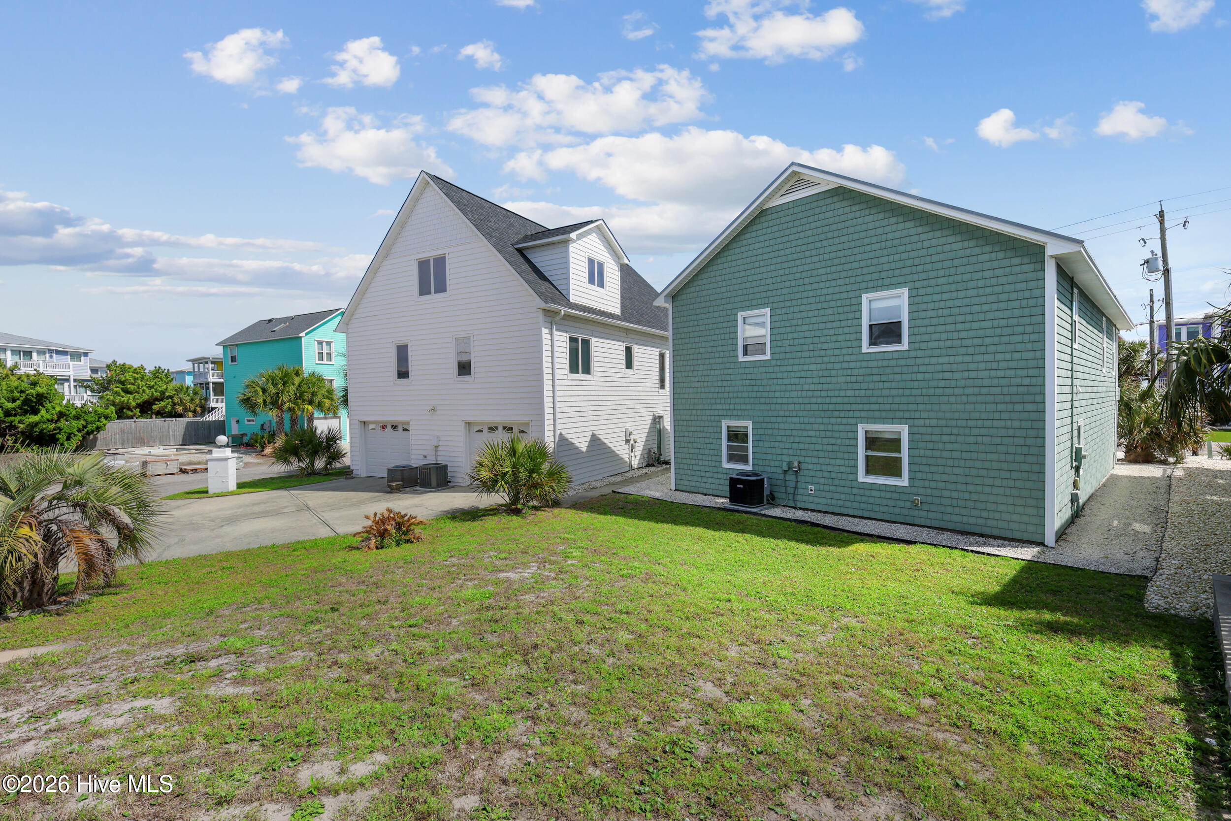 100561472 | Photo 43