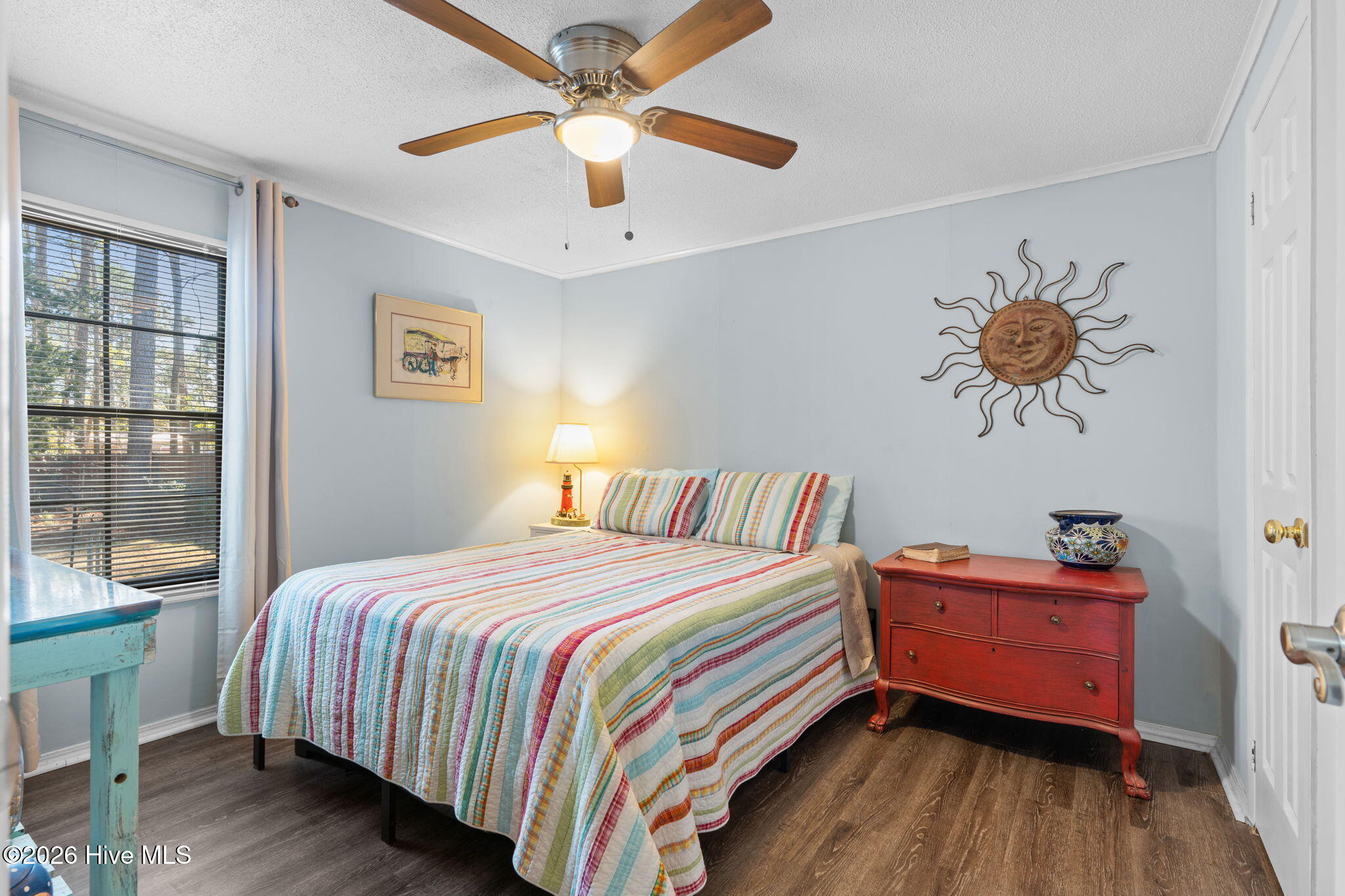 100549816 | Photo 19