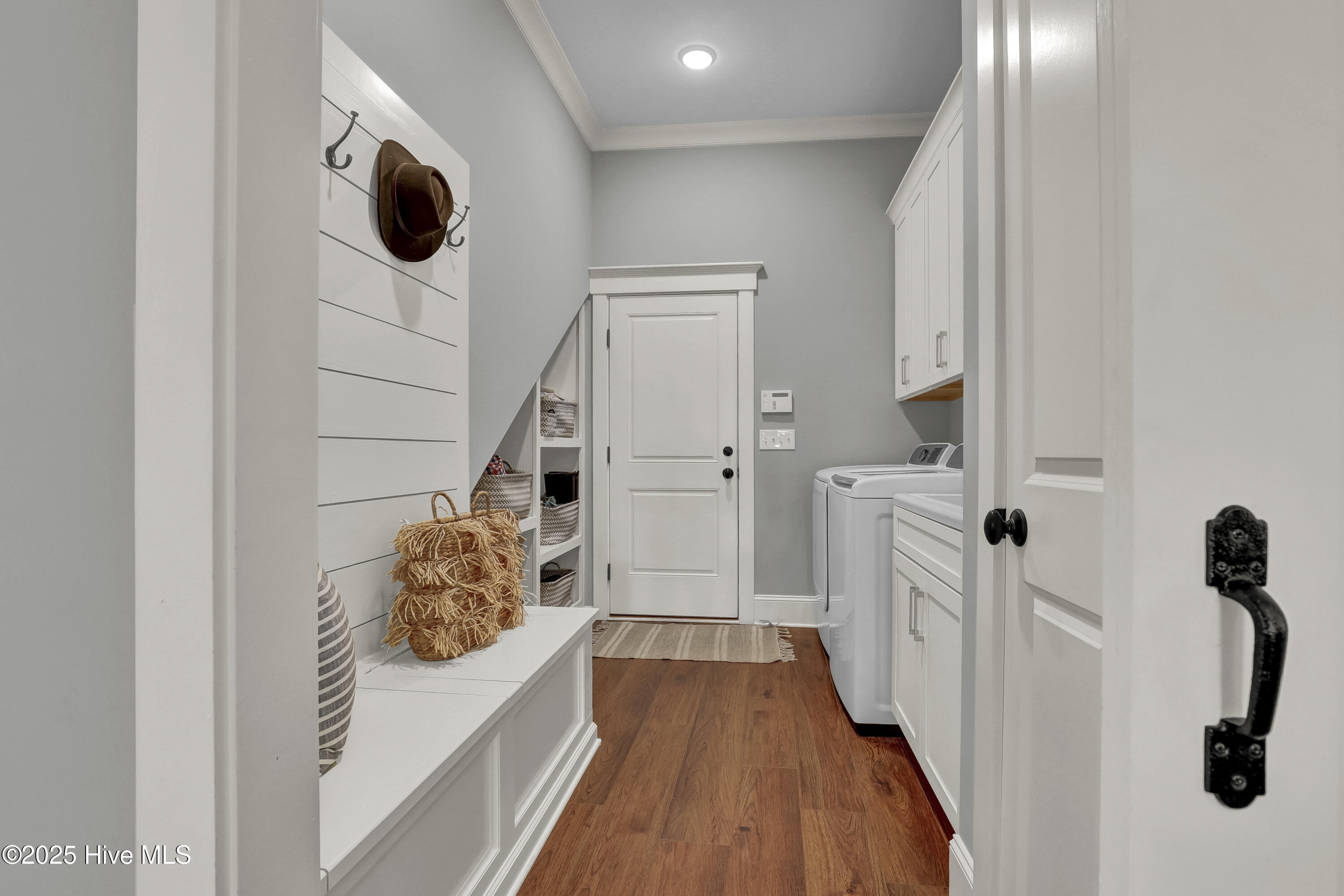 100523529 | Photo 21