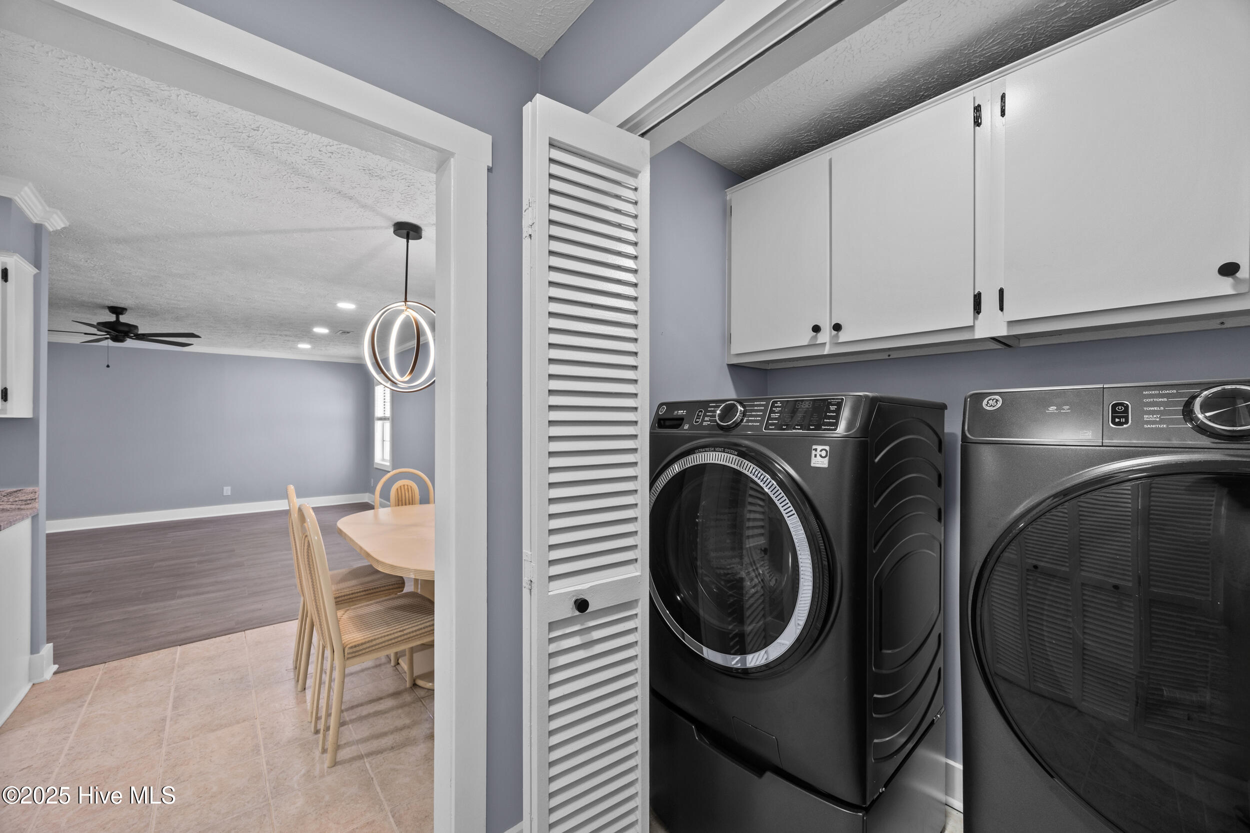 100521133 | Photo 19