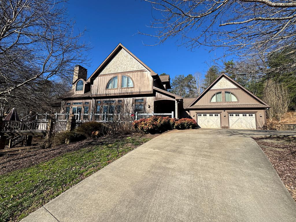 115 Dawsons Lane