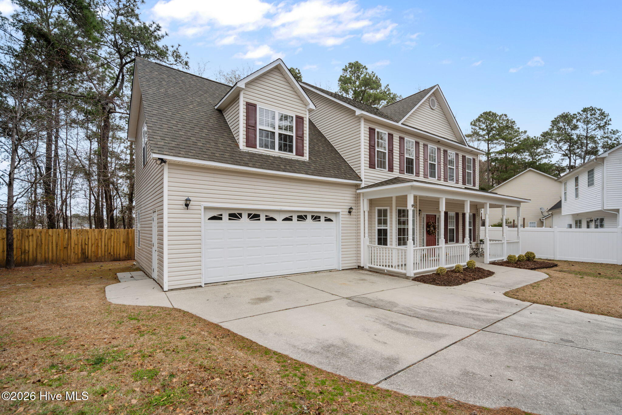 100558076 | Photo 43