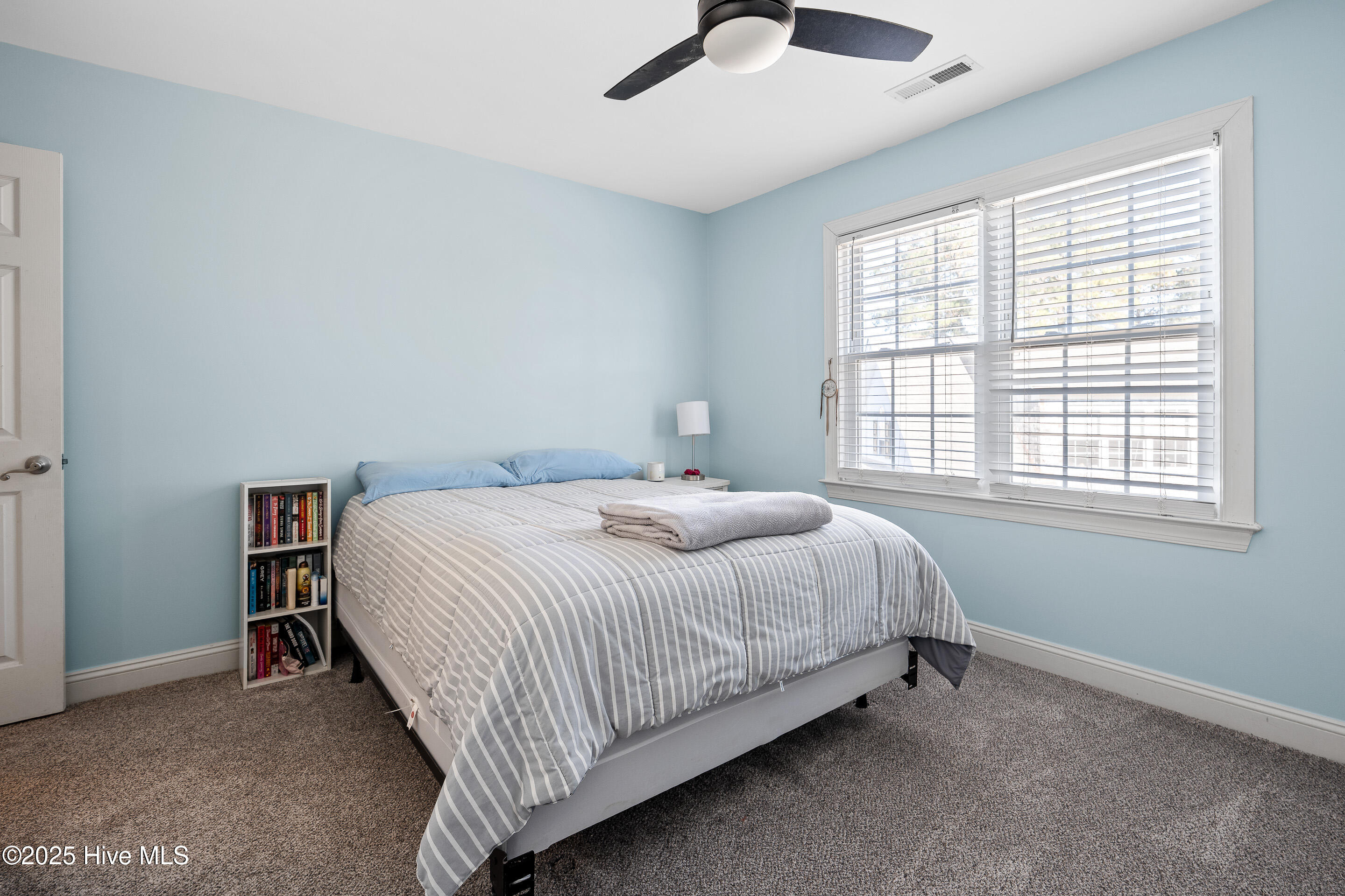 100547158 | Photo 36