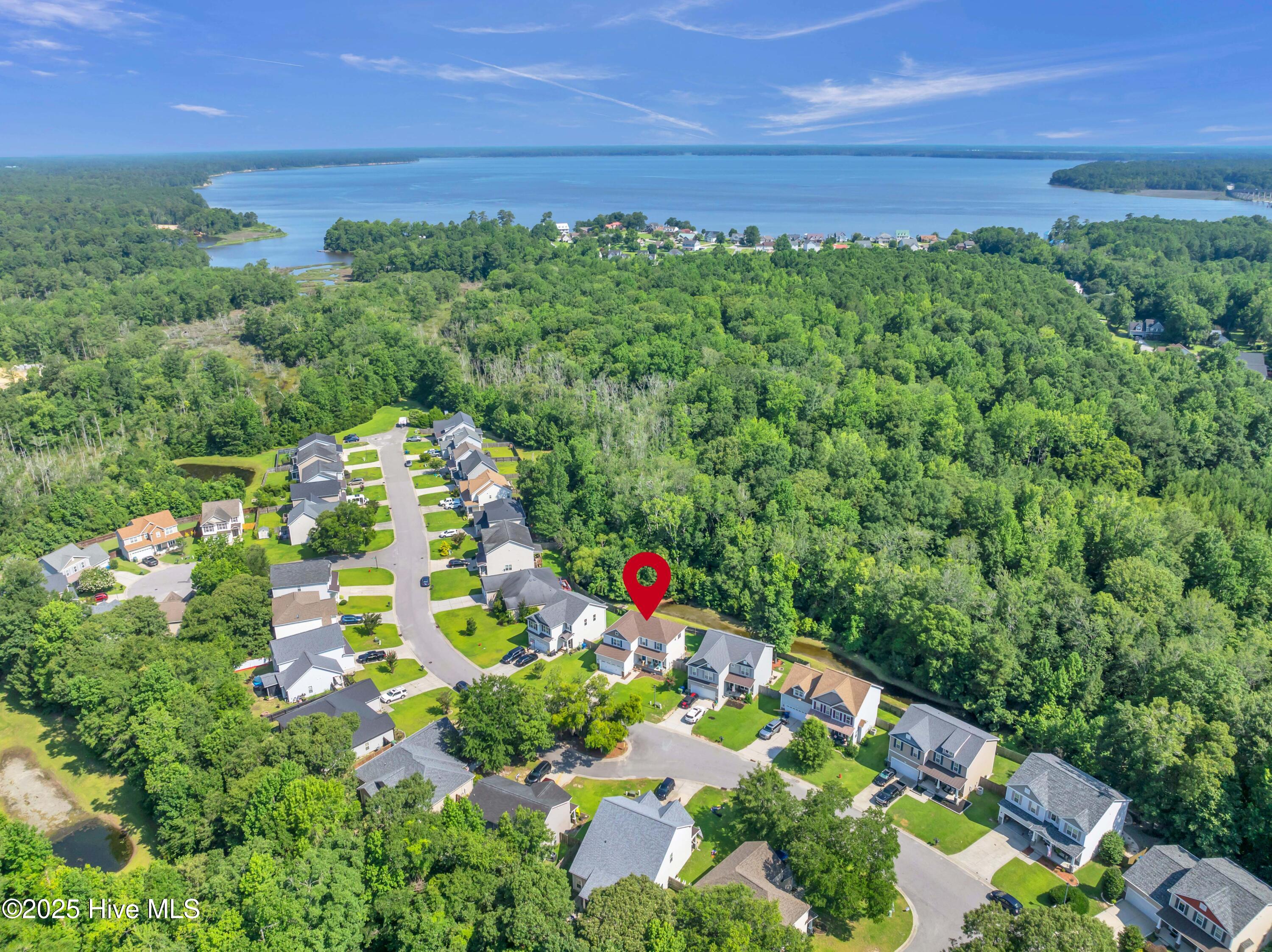 100517192 | Photo 43