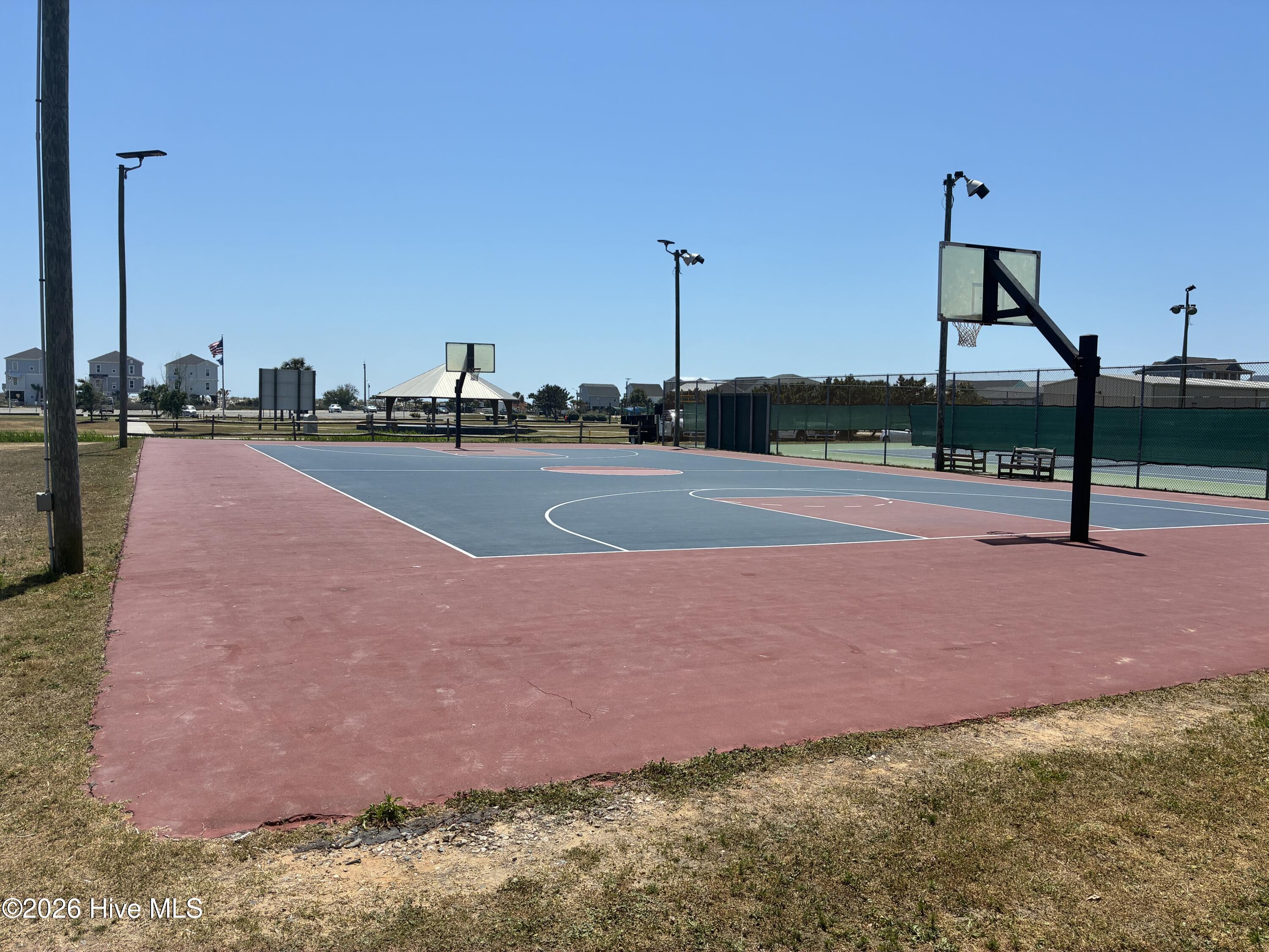 100569649 | Photo 54