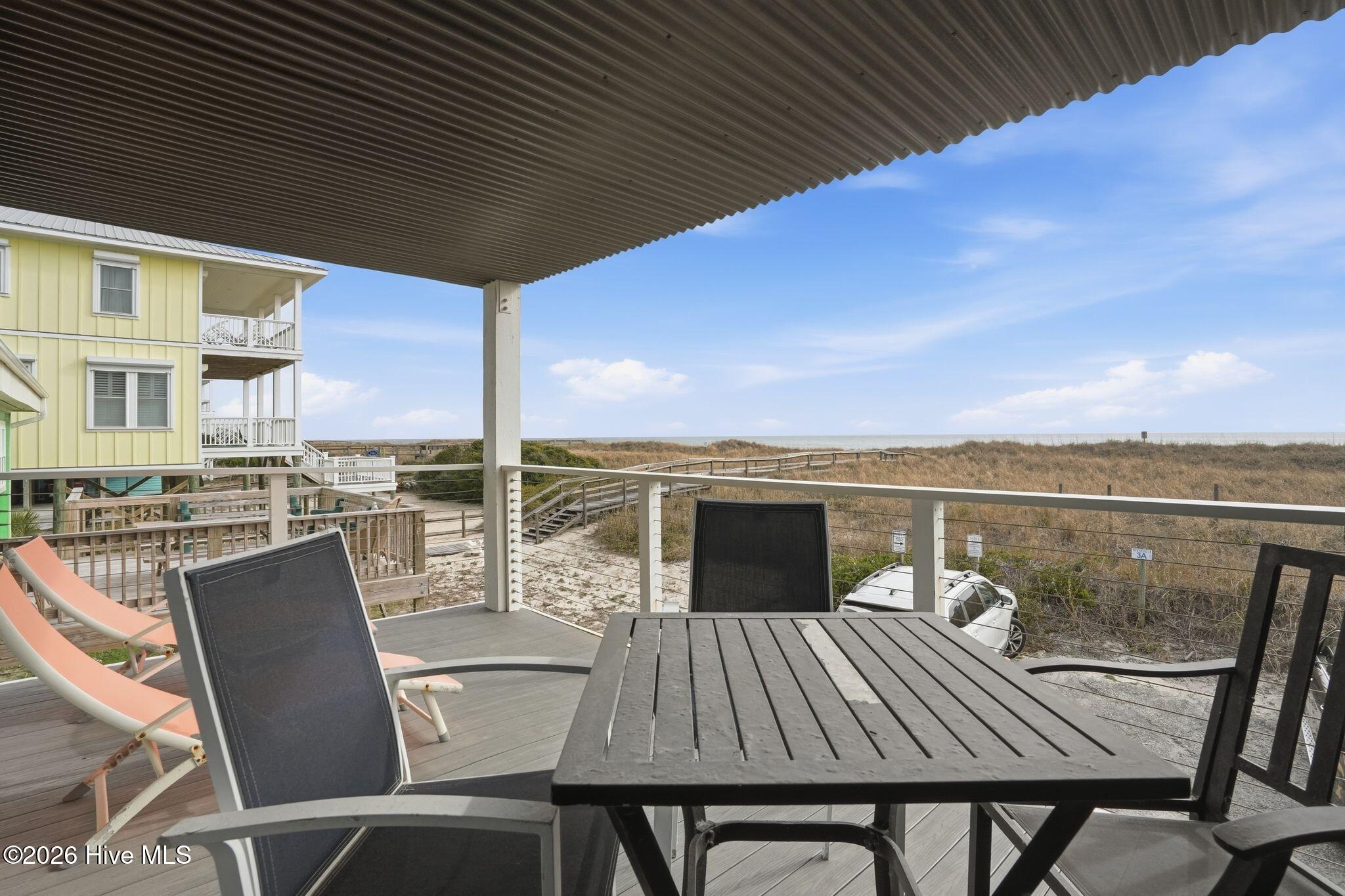 100557283 | Photo 14