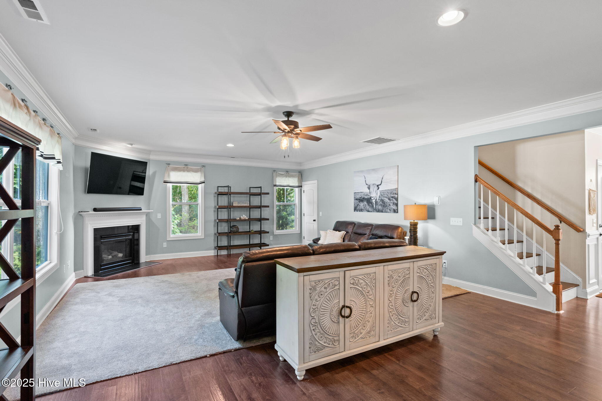 100521115 | Photo 19