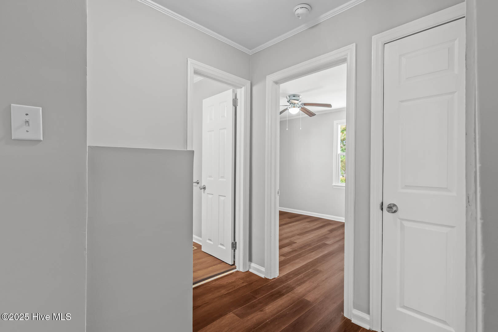 100532312 | Photo 42