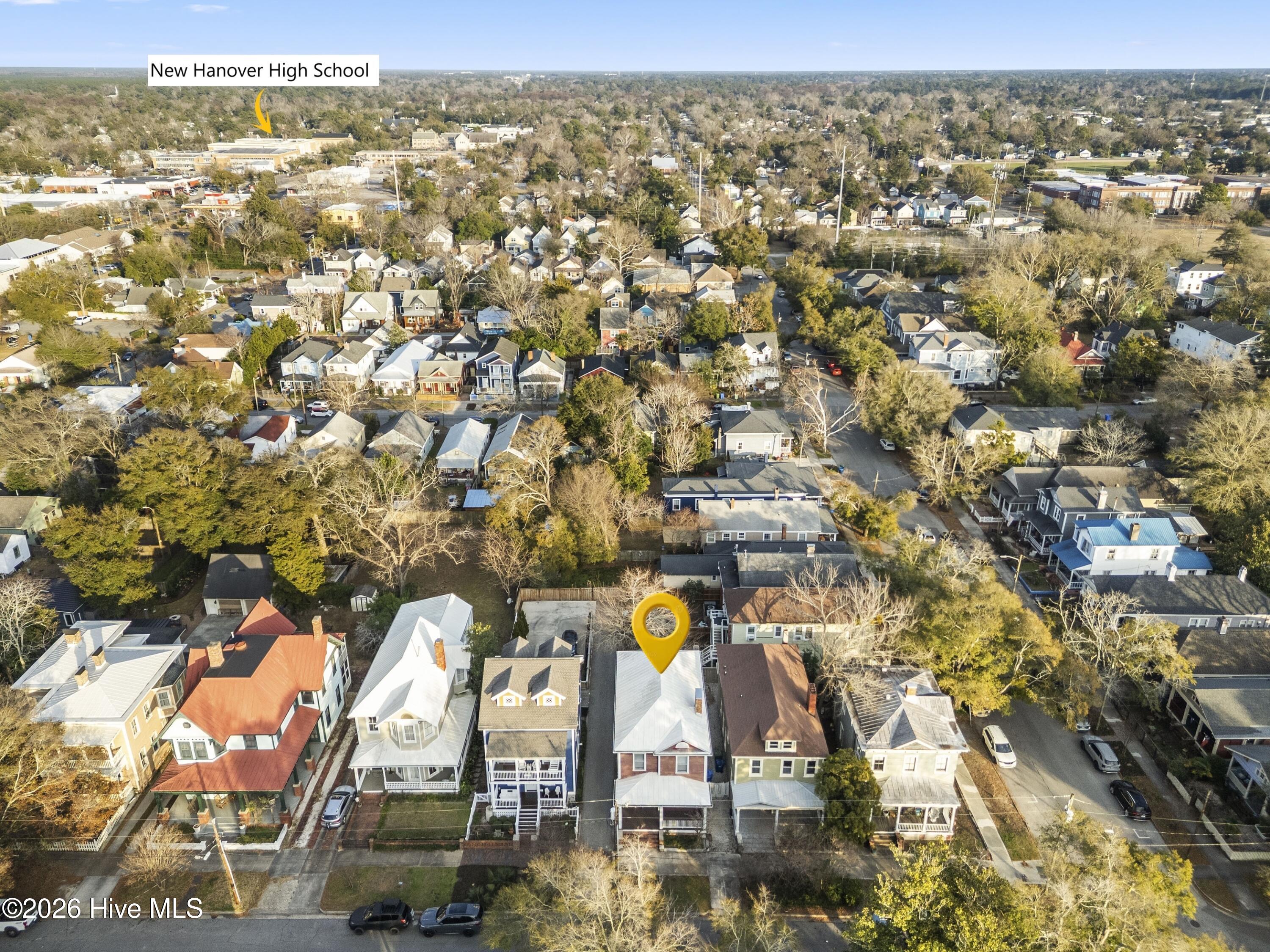 100549514 | Photo 50