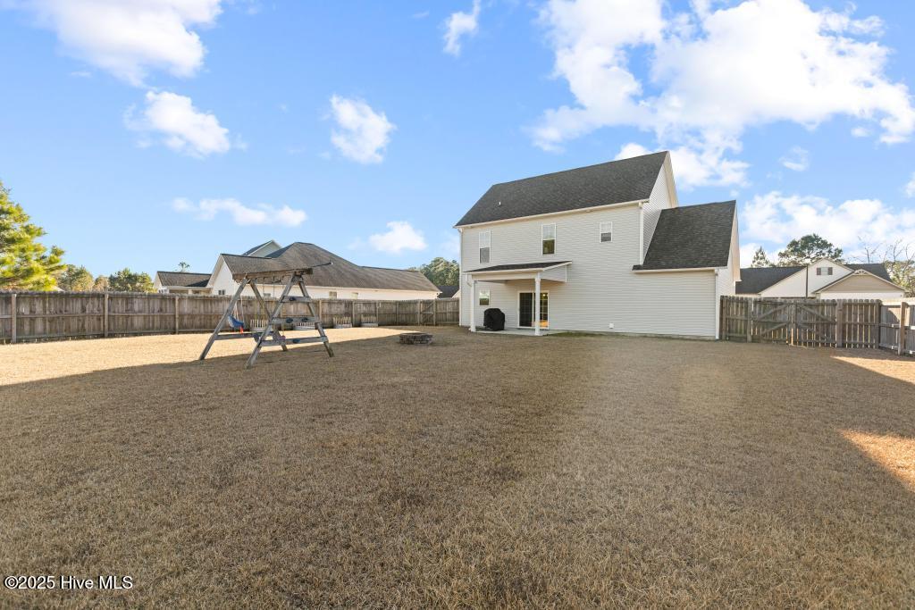 100546440 | Photo 35