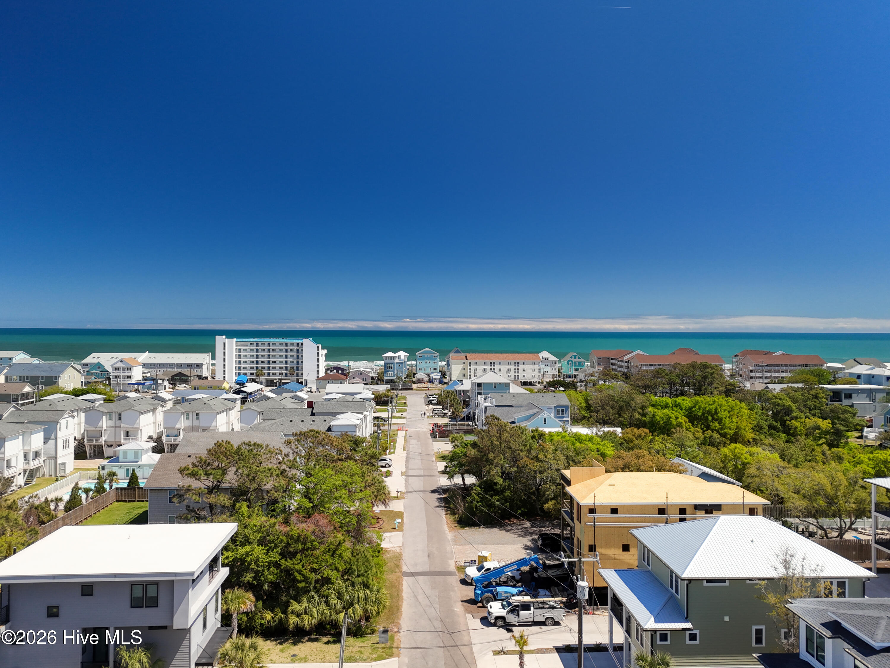 100567772 | Photo 23