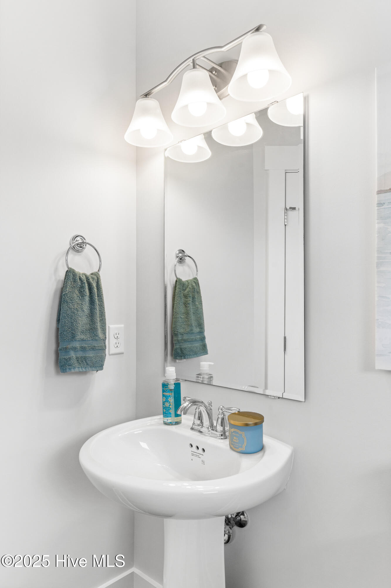 100526530 | Photo 17