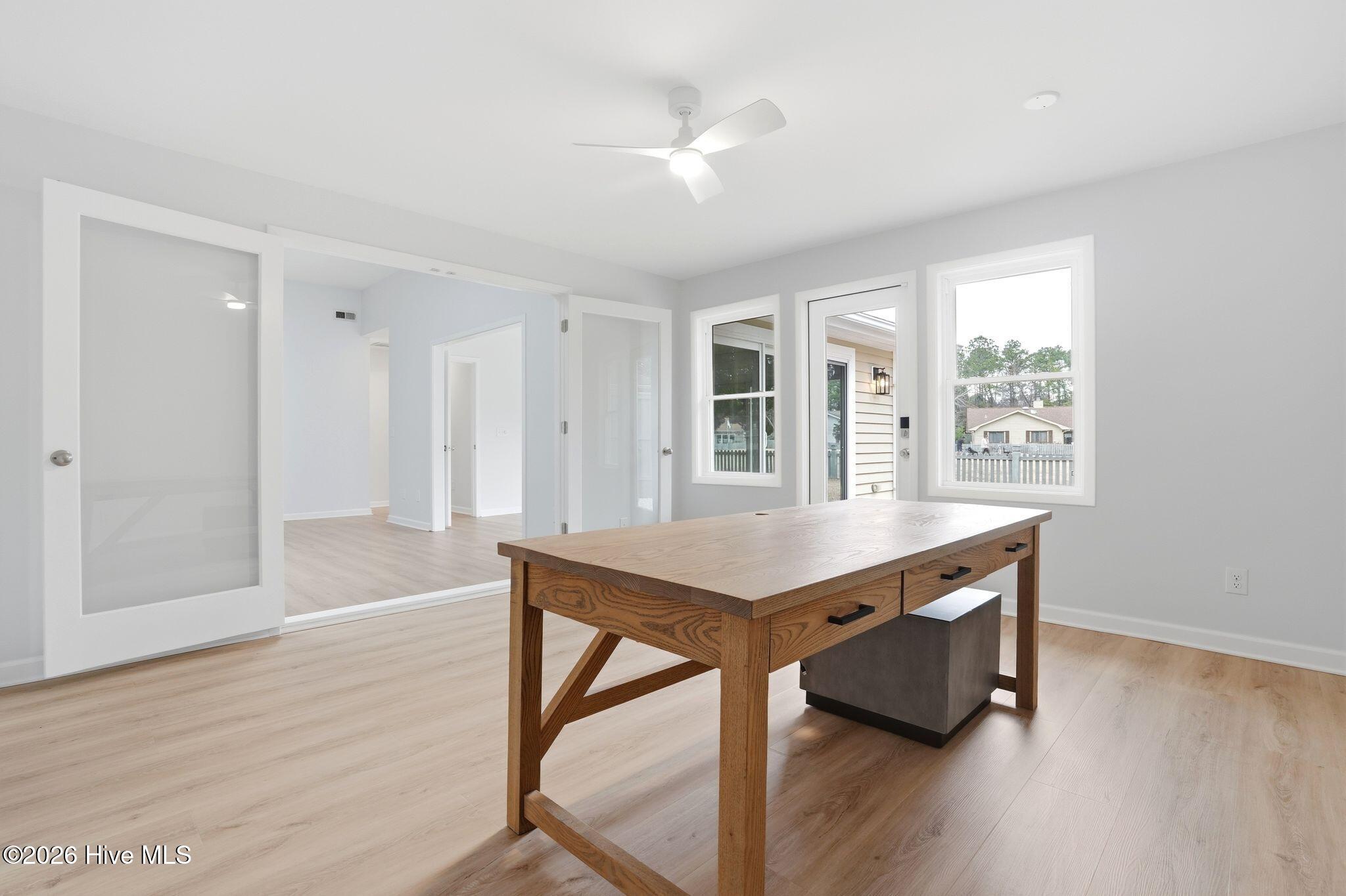 100555820 | Photo 32