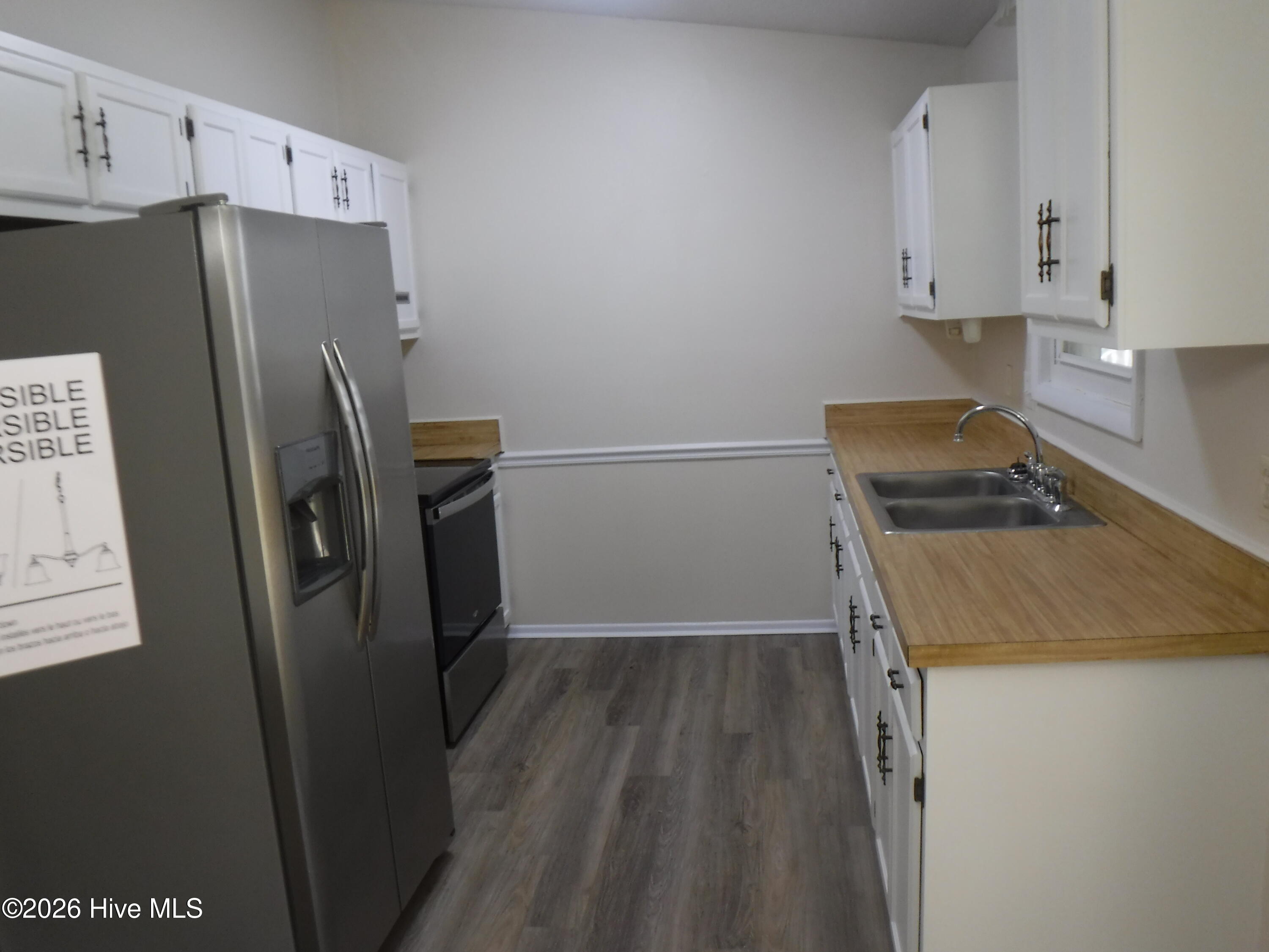 624 Shadowridge Road, Jacksonville, NC 28546 – photo 5: DSCF8006
