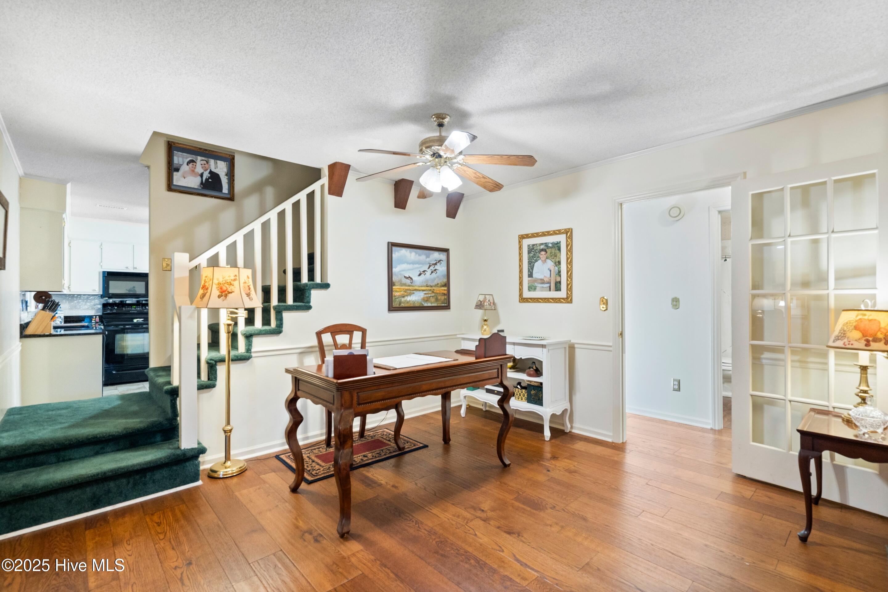 100548046 | Photo 10