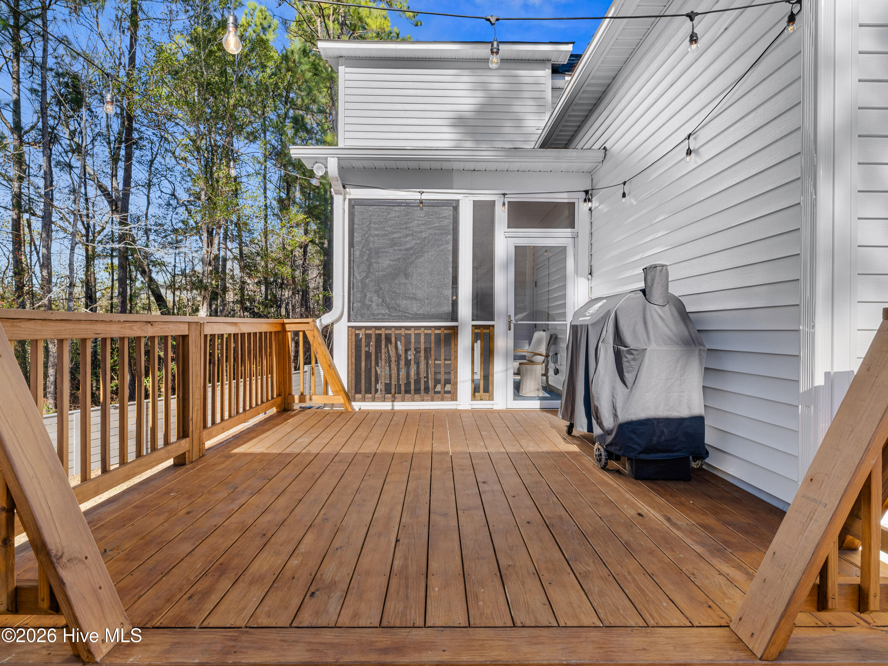 100549513 | Photo 59