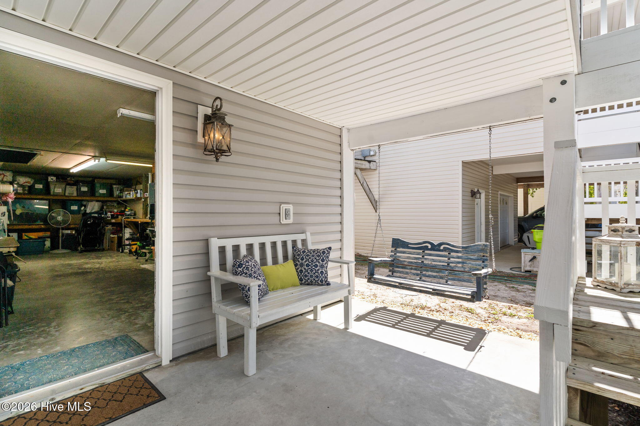 100567524 | Photo 35