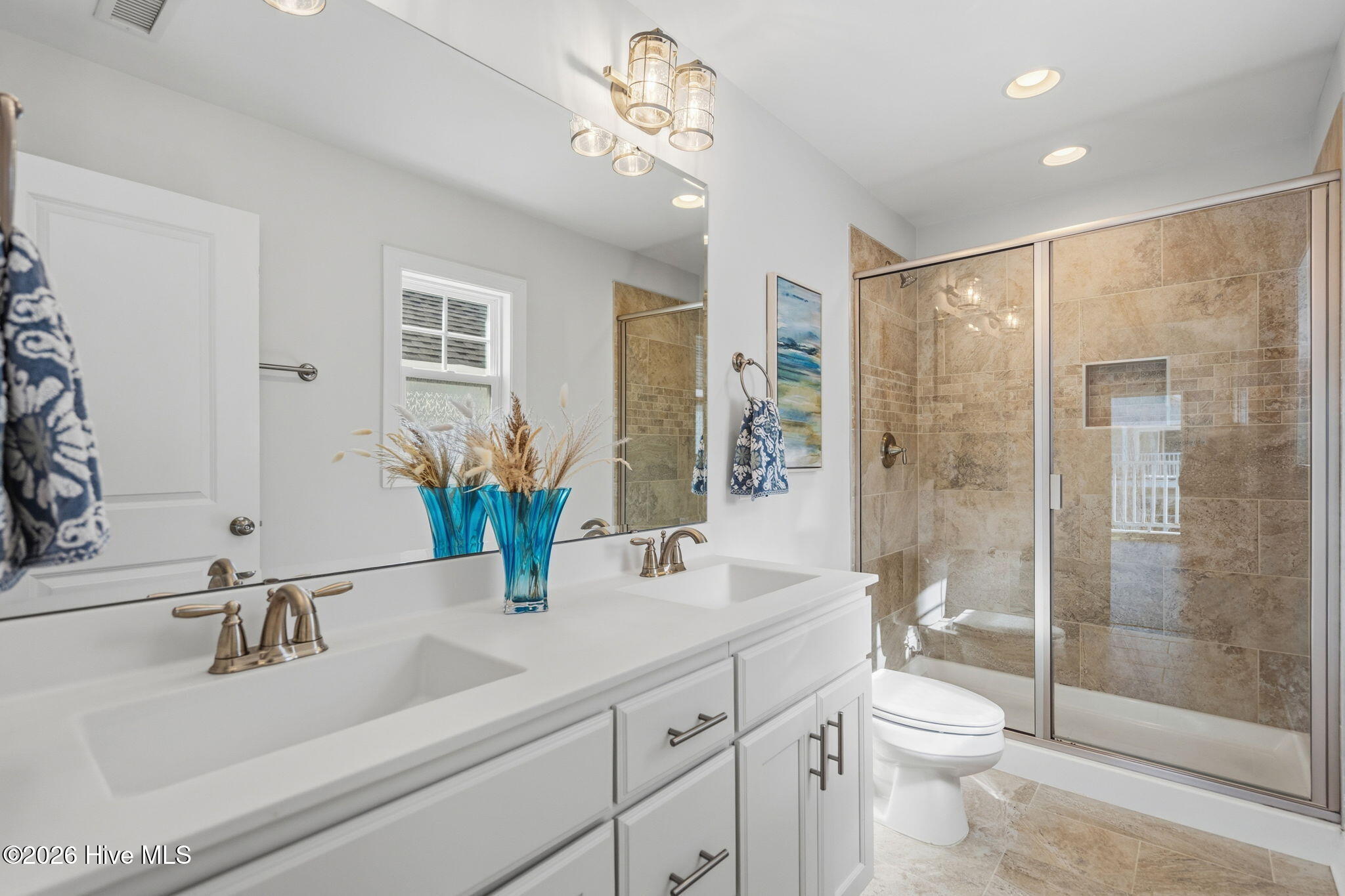 100558754 | Photo 21