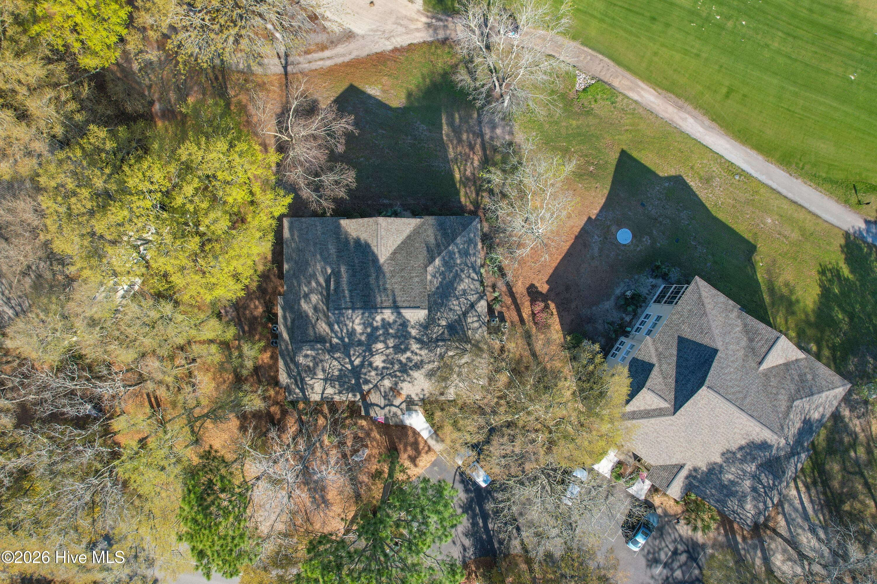 100562302 | Photo 35