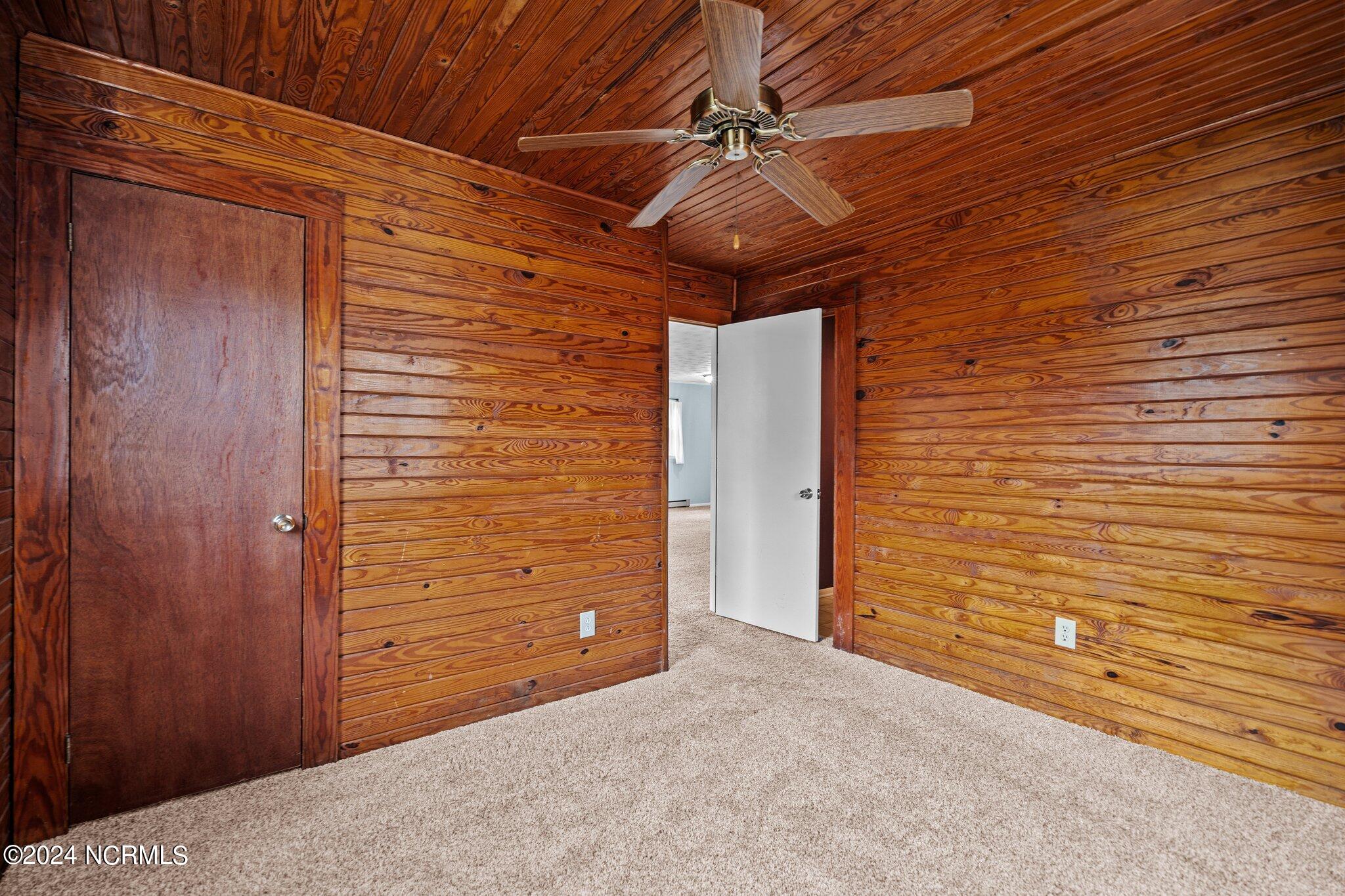 100546167 | Photo 31