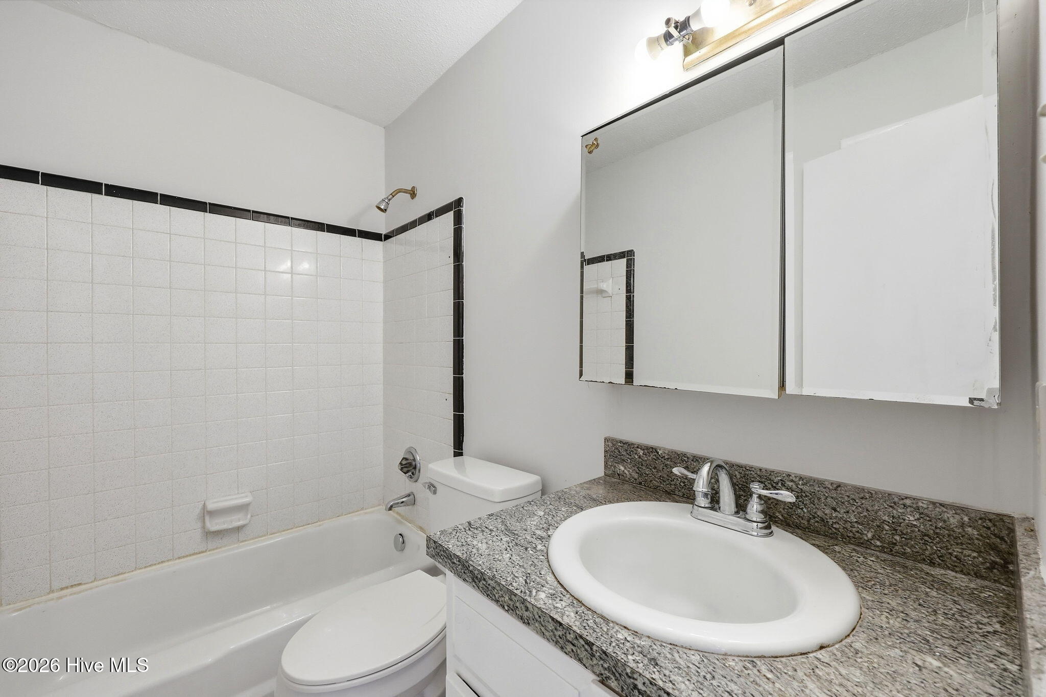 Hall Bathroon