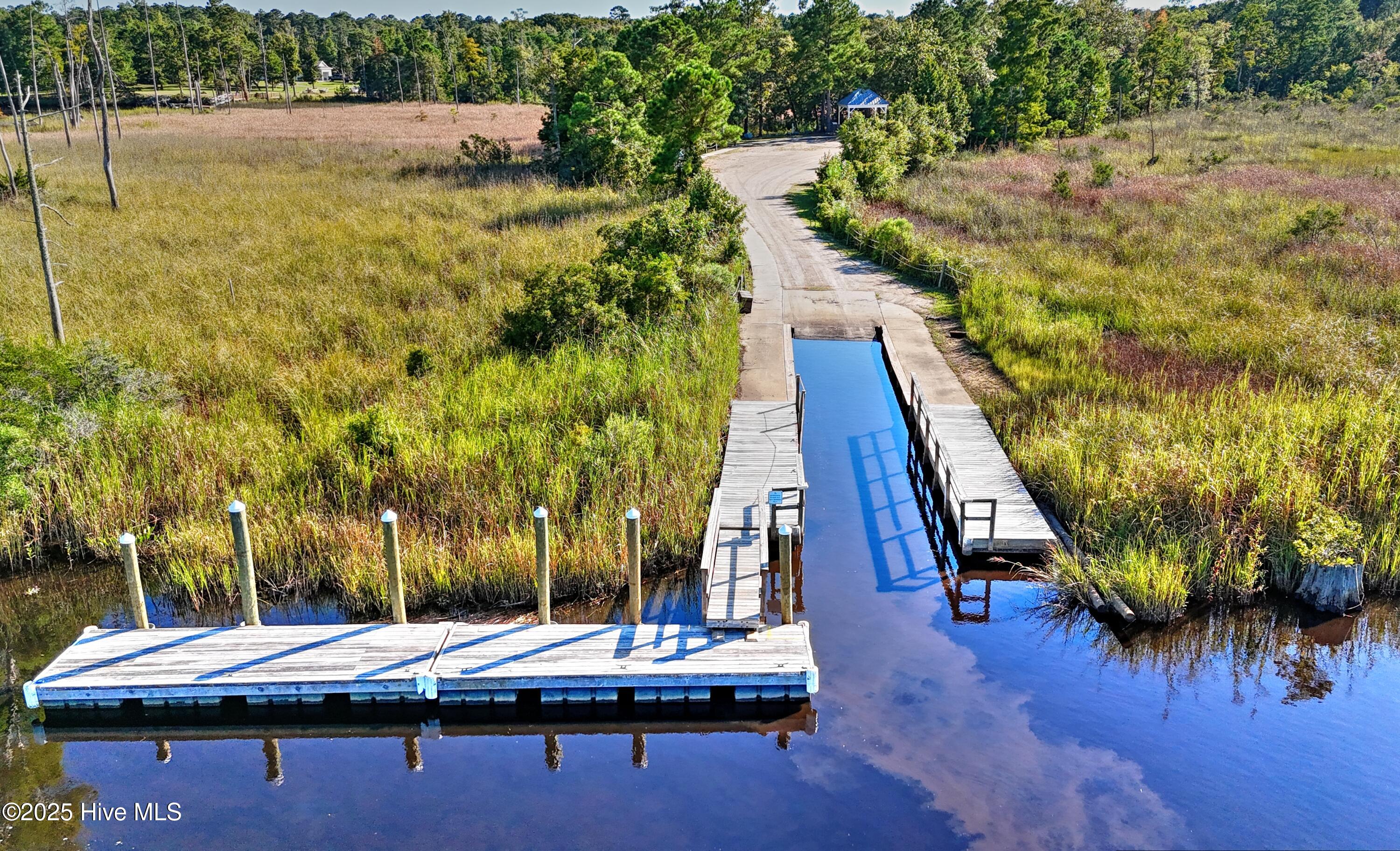 100529568 | Photo 50