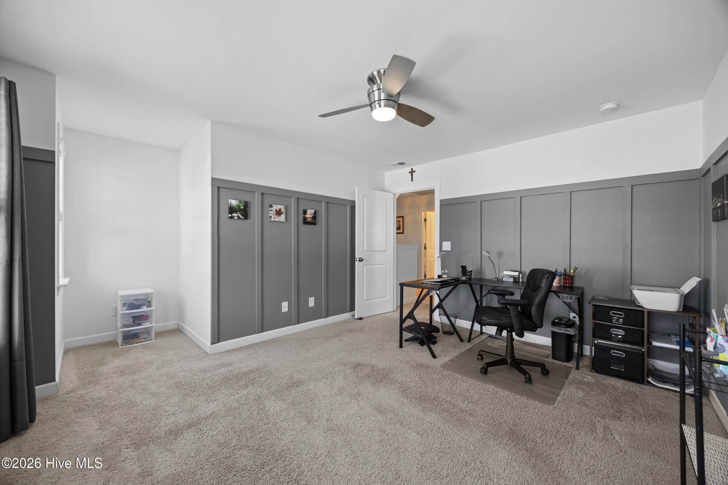 100555431 | Photo 43