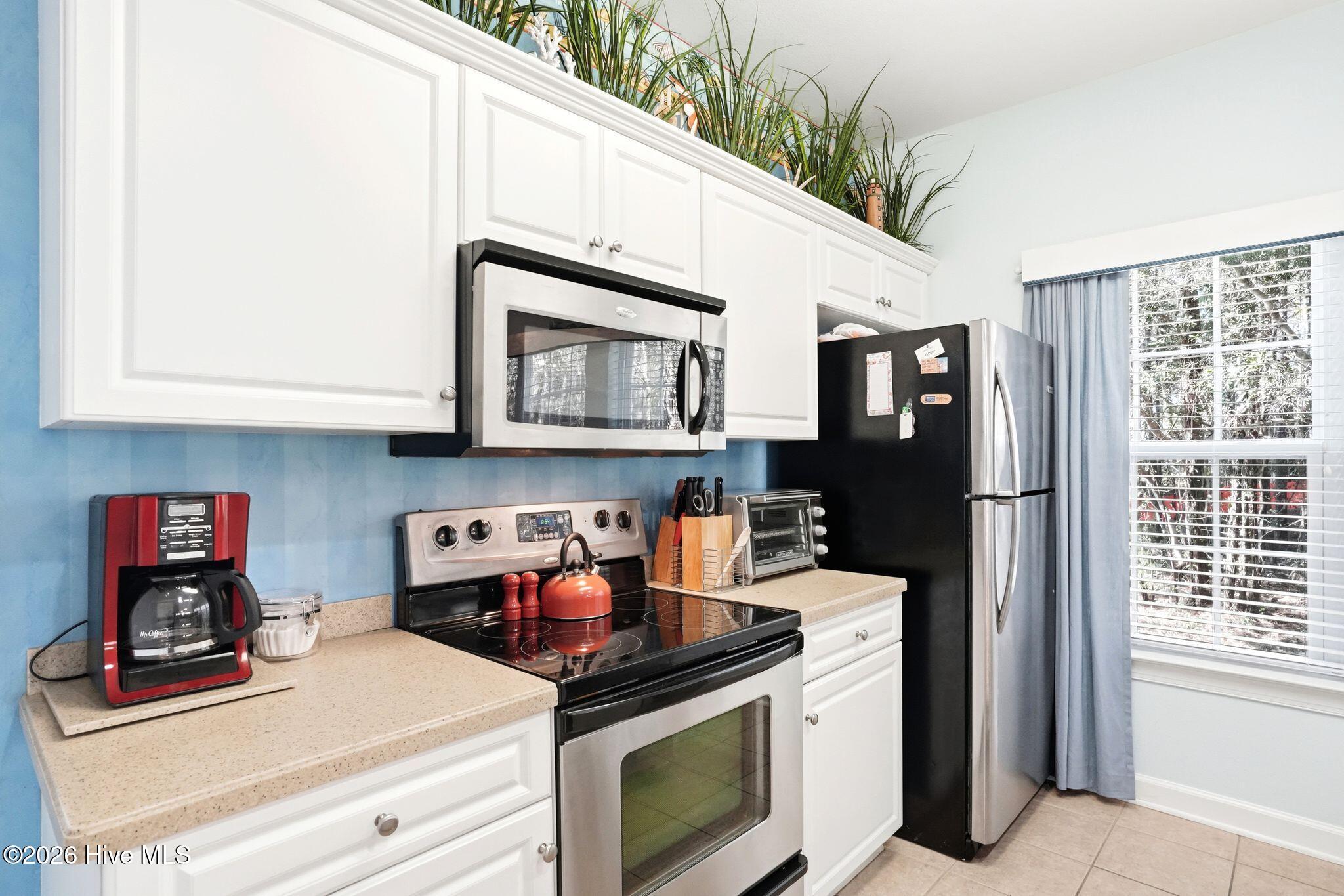 100565288 | Photo 27