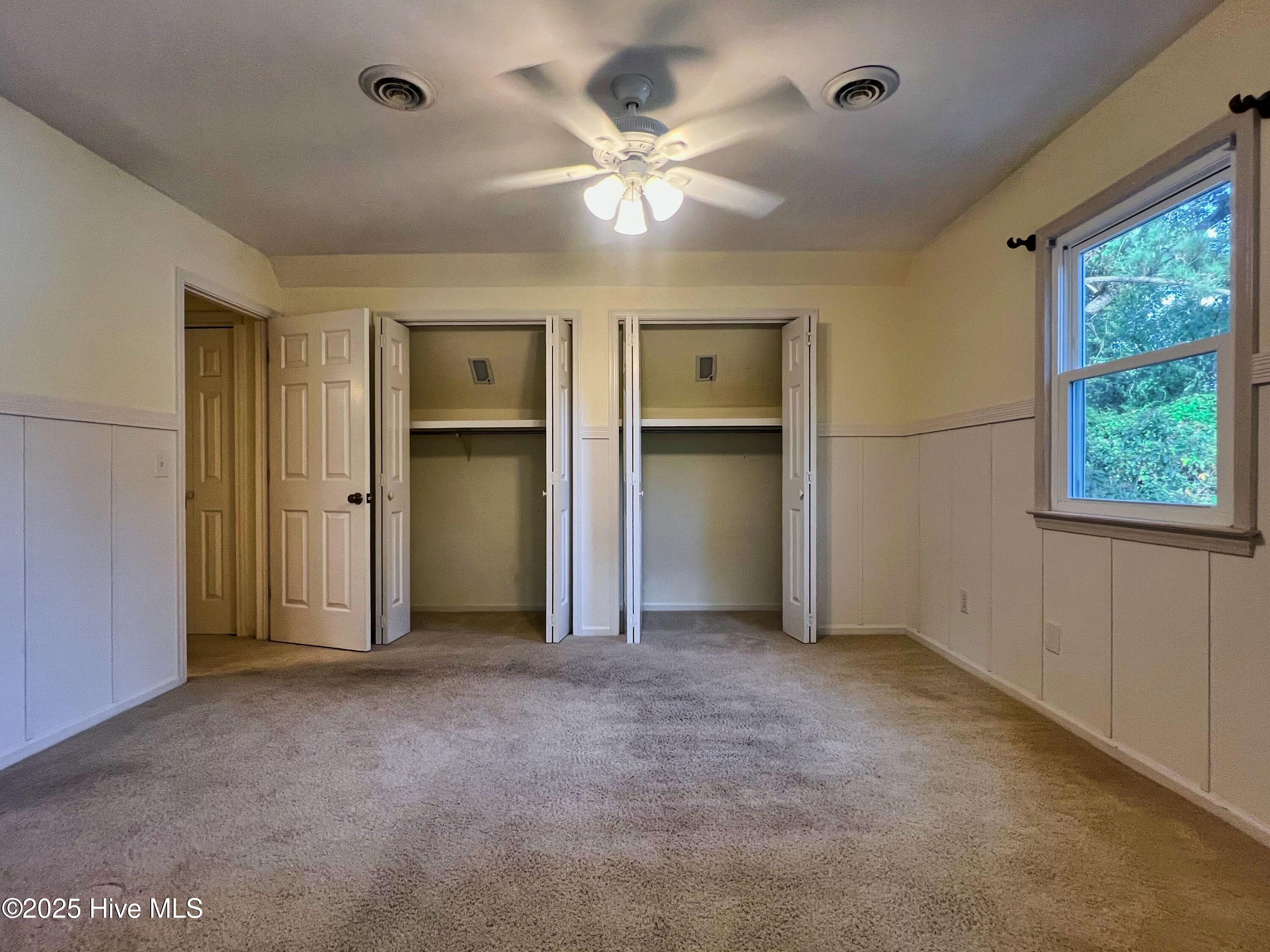 100521049 | Photo 31