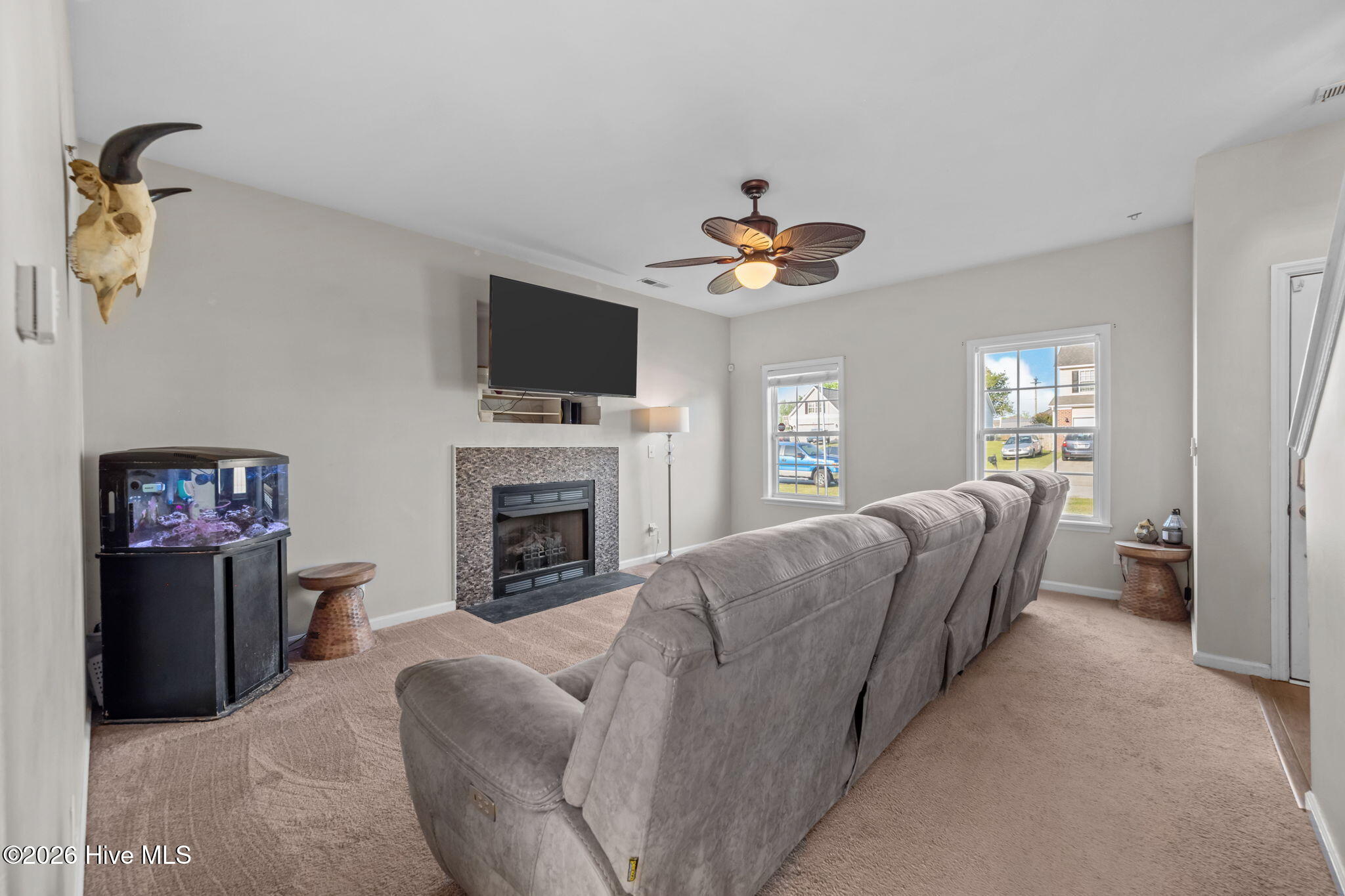 100567671 | Photo 23