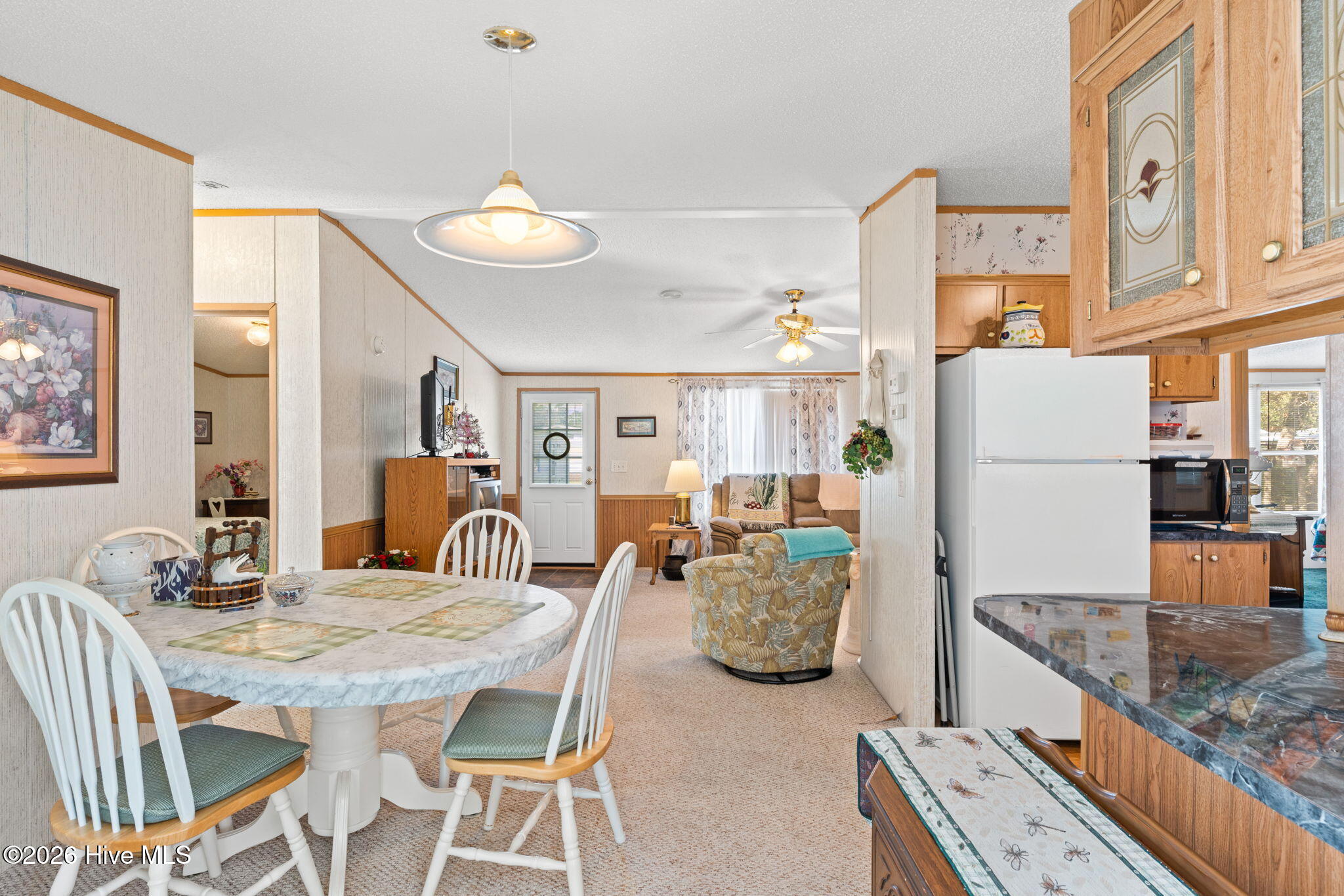 100556527 | Photo 17