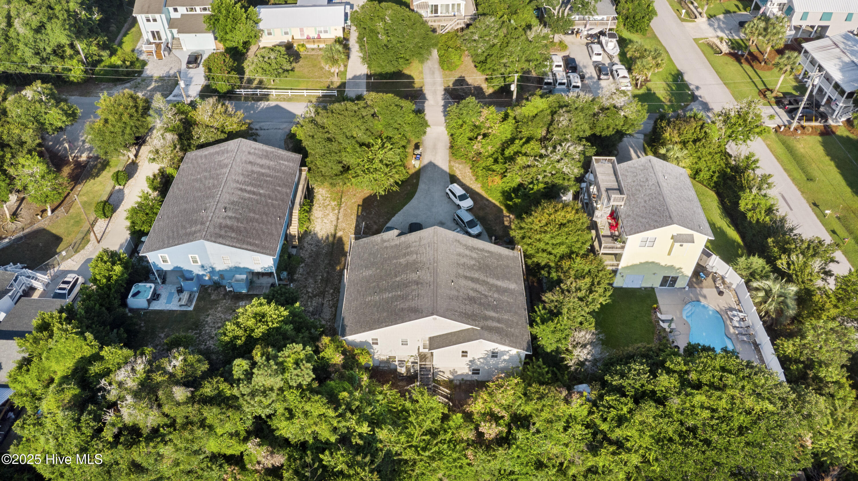 100517561 | Photo 44