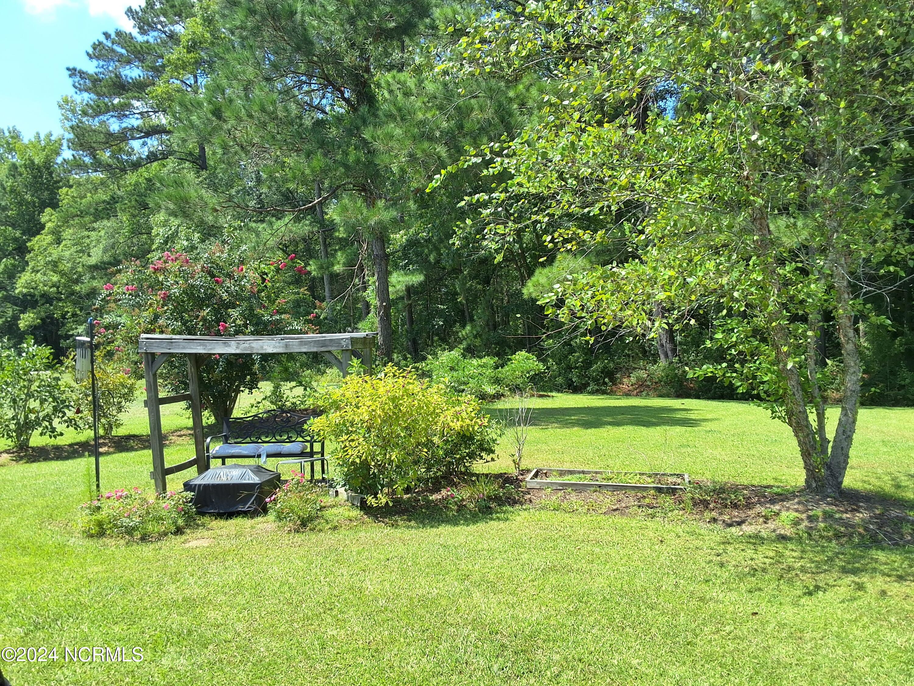 100463336 | Photo 65