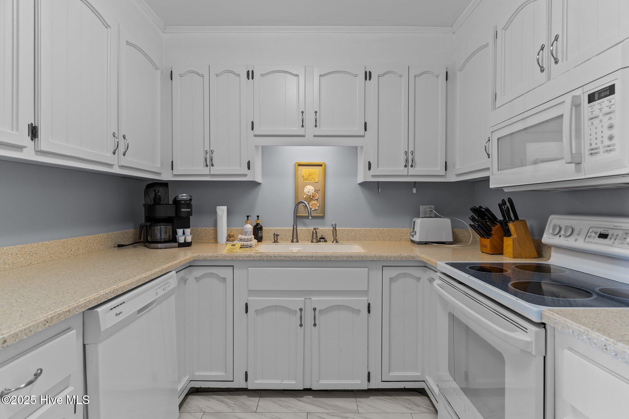 608 Carolina Beach Avenue N 3c, Carolina Beach, NC 28428 – photo 21: 3-web-or-mls-BTS06301