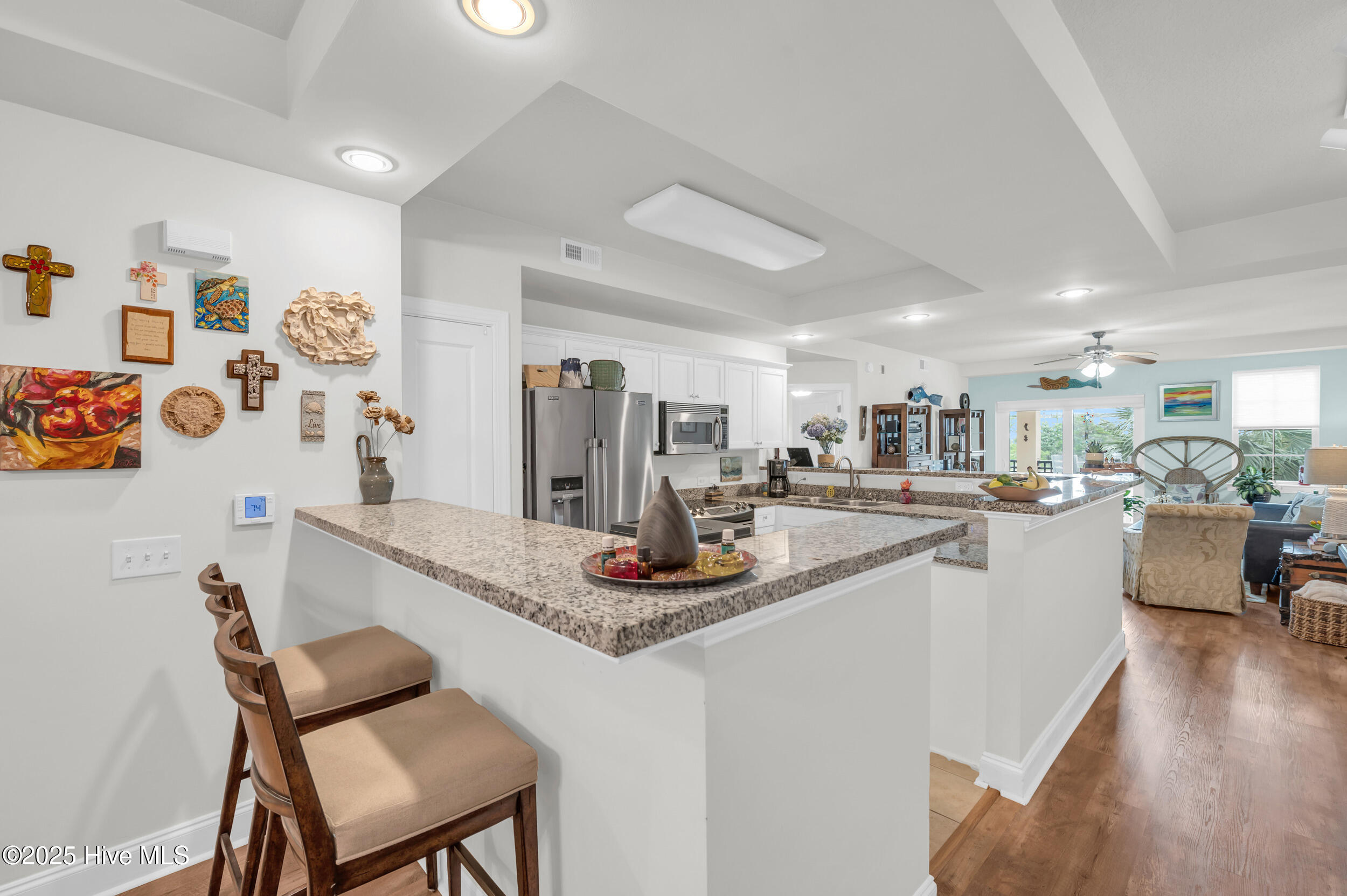 100519545 | Photo 12