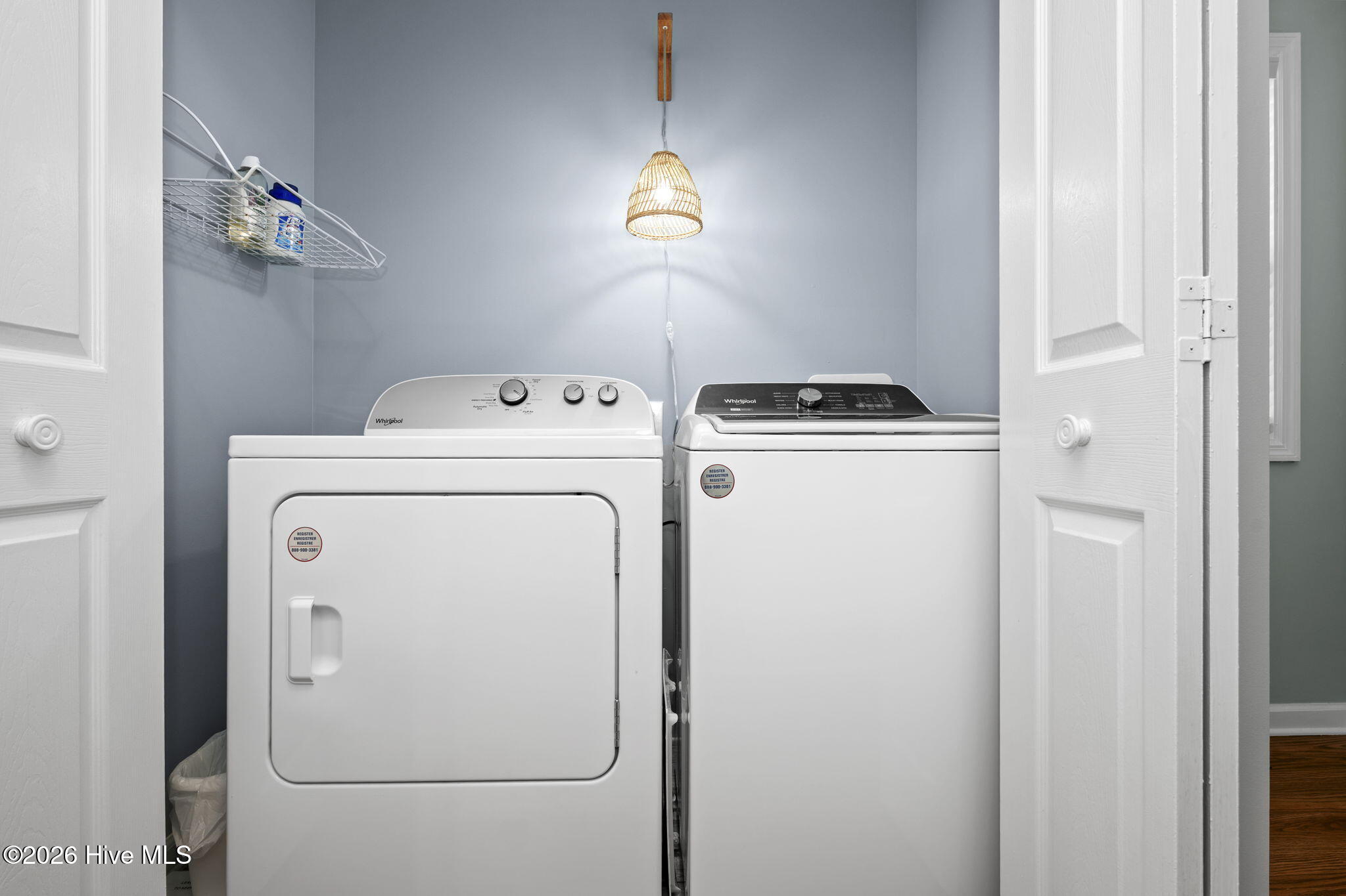 100557272 | Photo 35