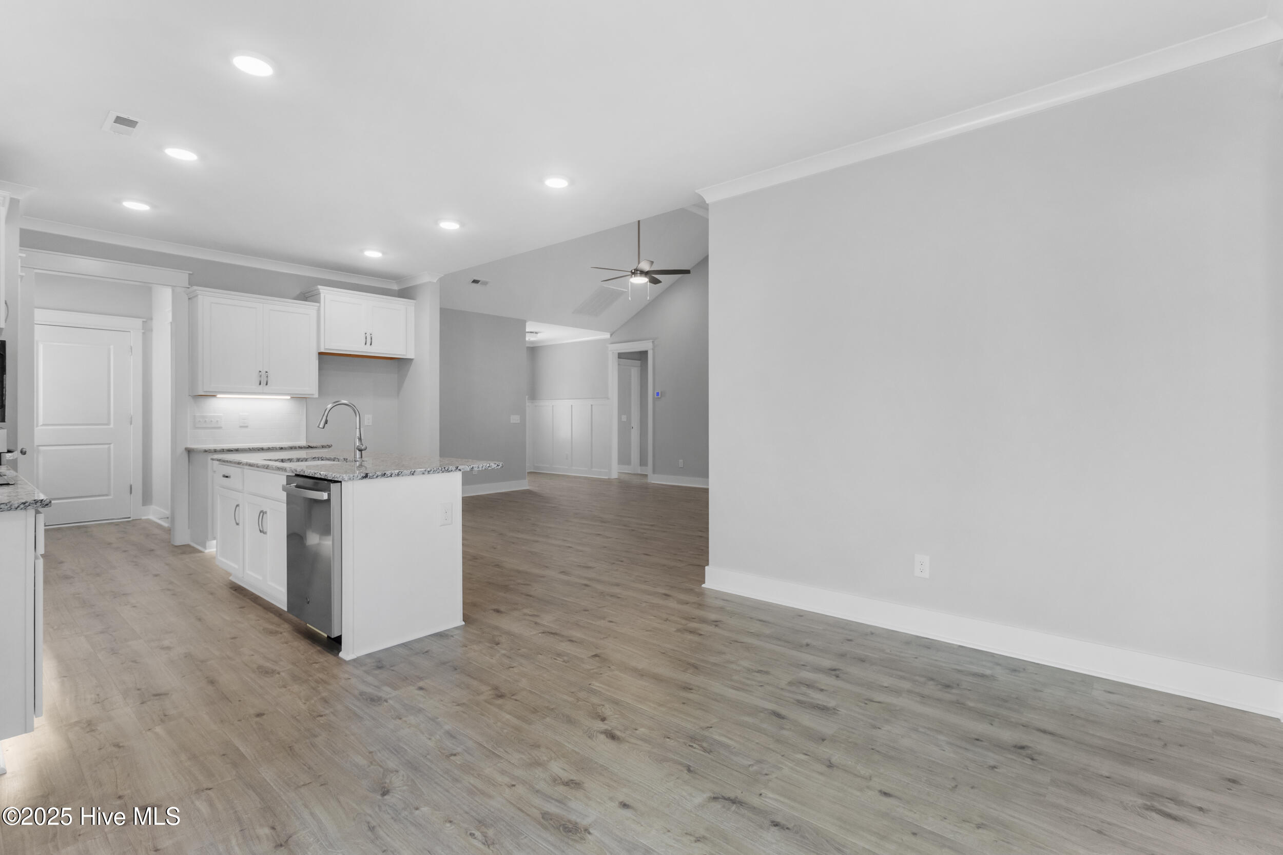 2059 Greenside Manor Drive SW, Ocean Isle Beach, NC 28469 – photo 14: 2059 Greenside Manor