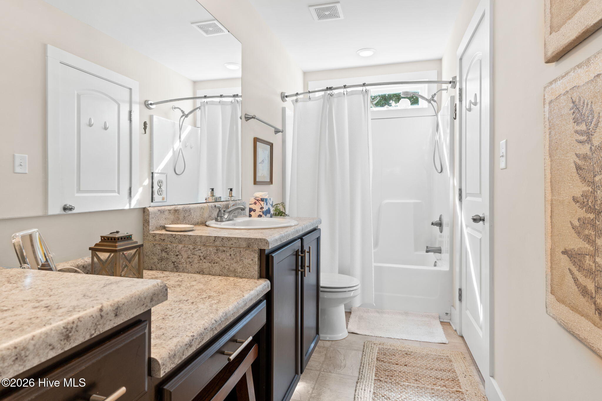 100560331 | Photo 27