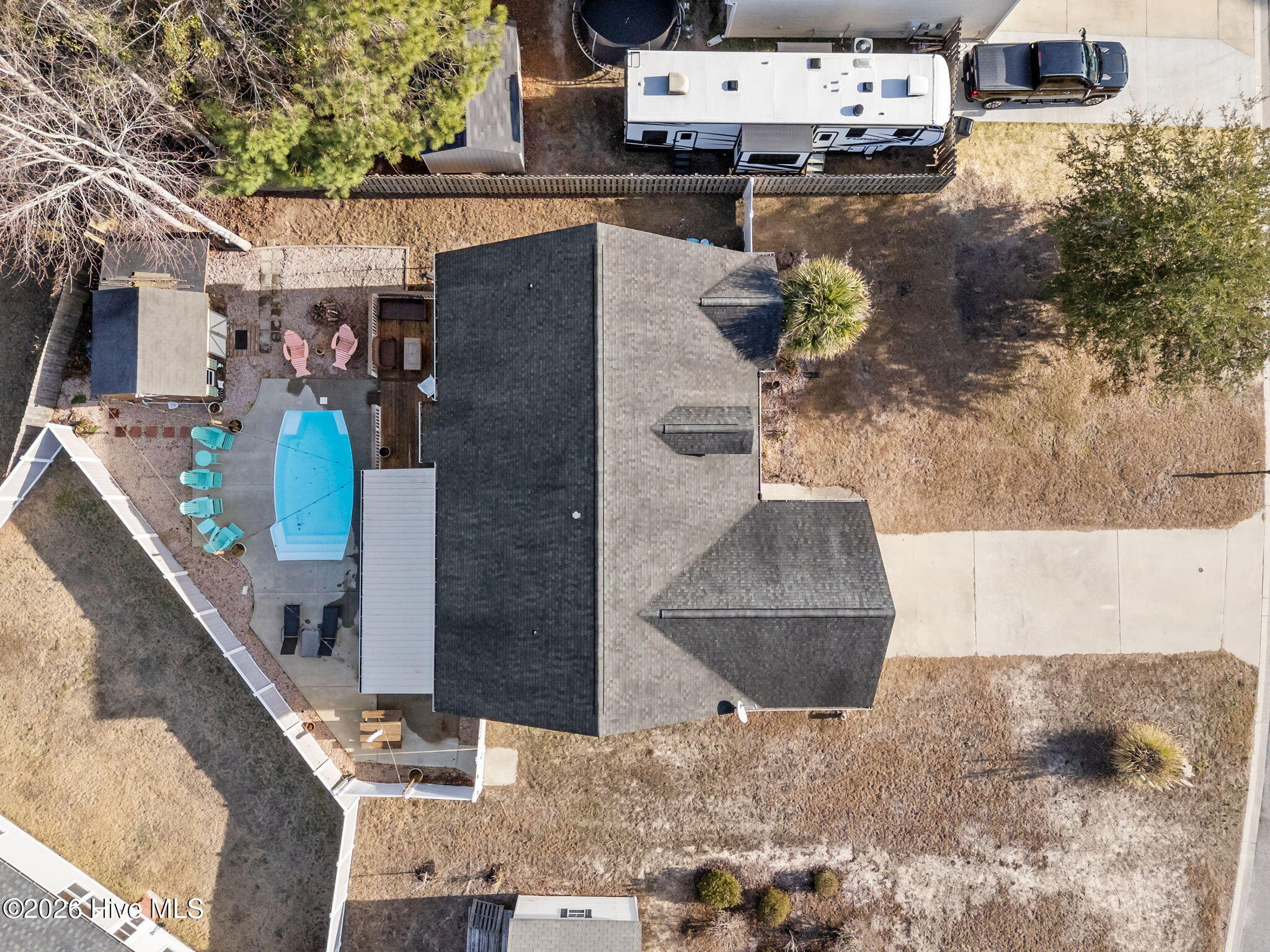 100548073 | Photo 48