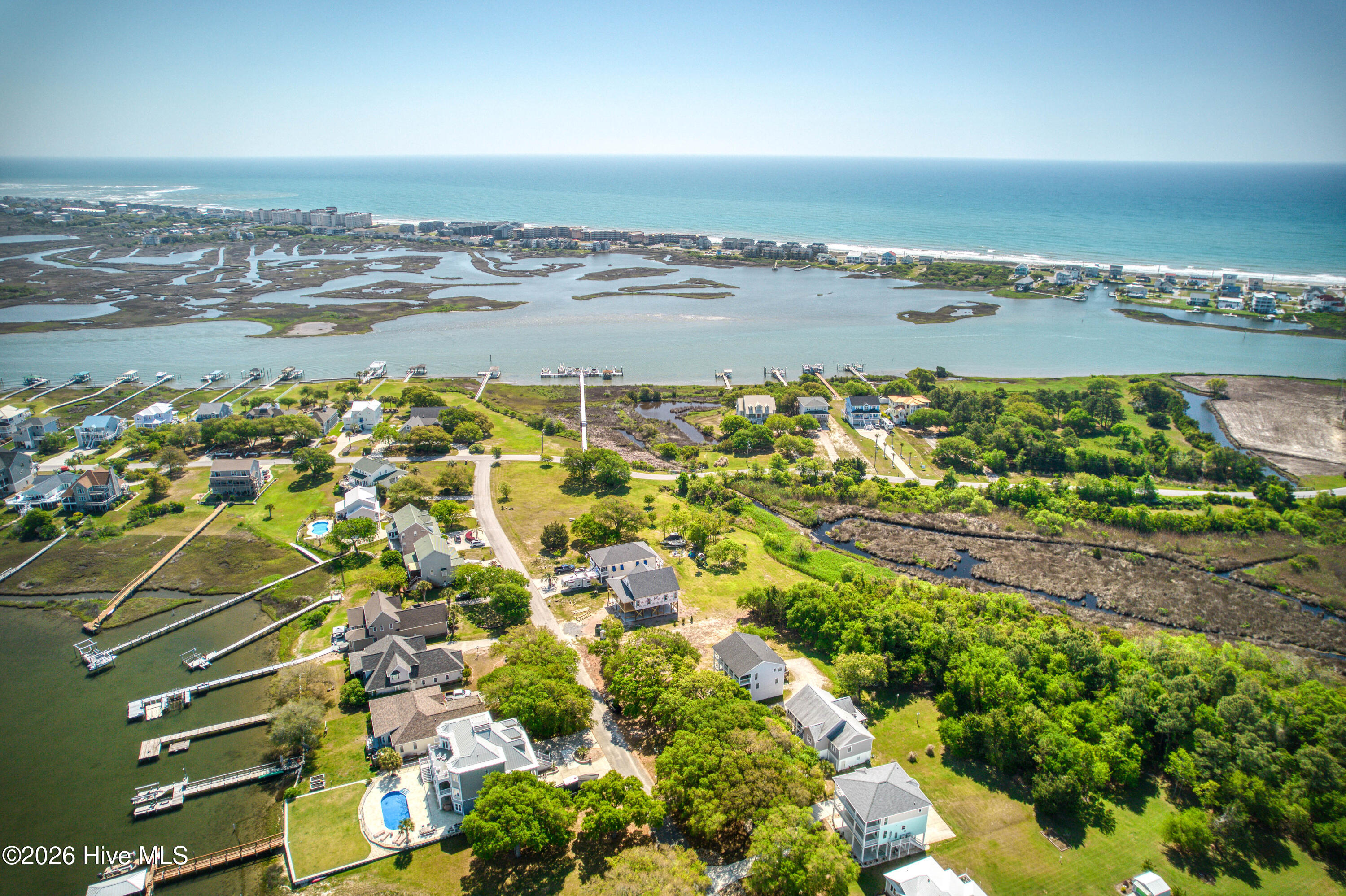 100567917 | Photo 16