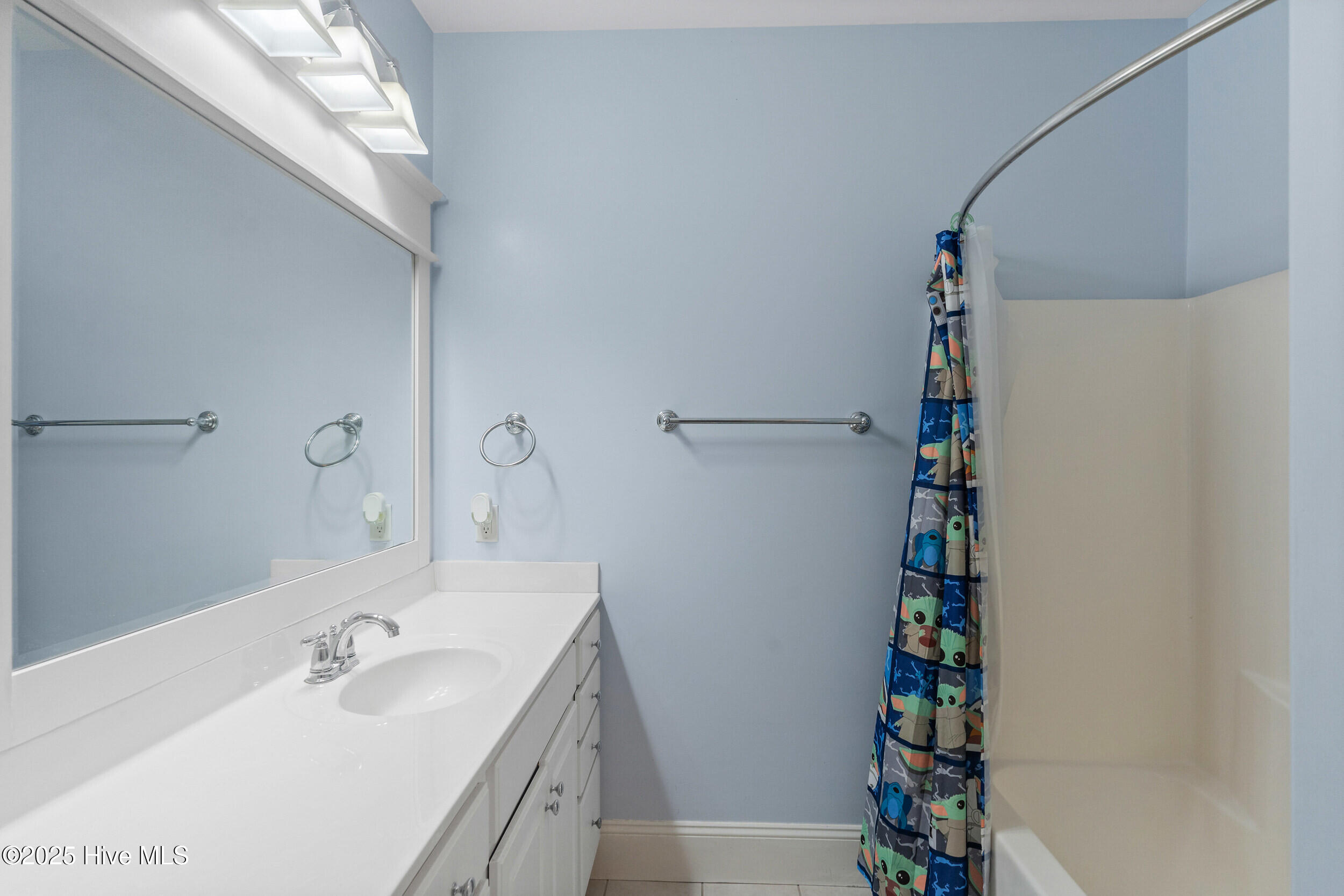 100524875 | Photo 35