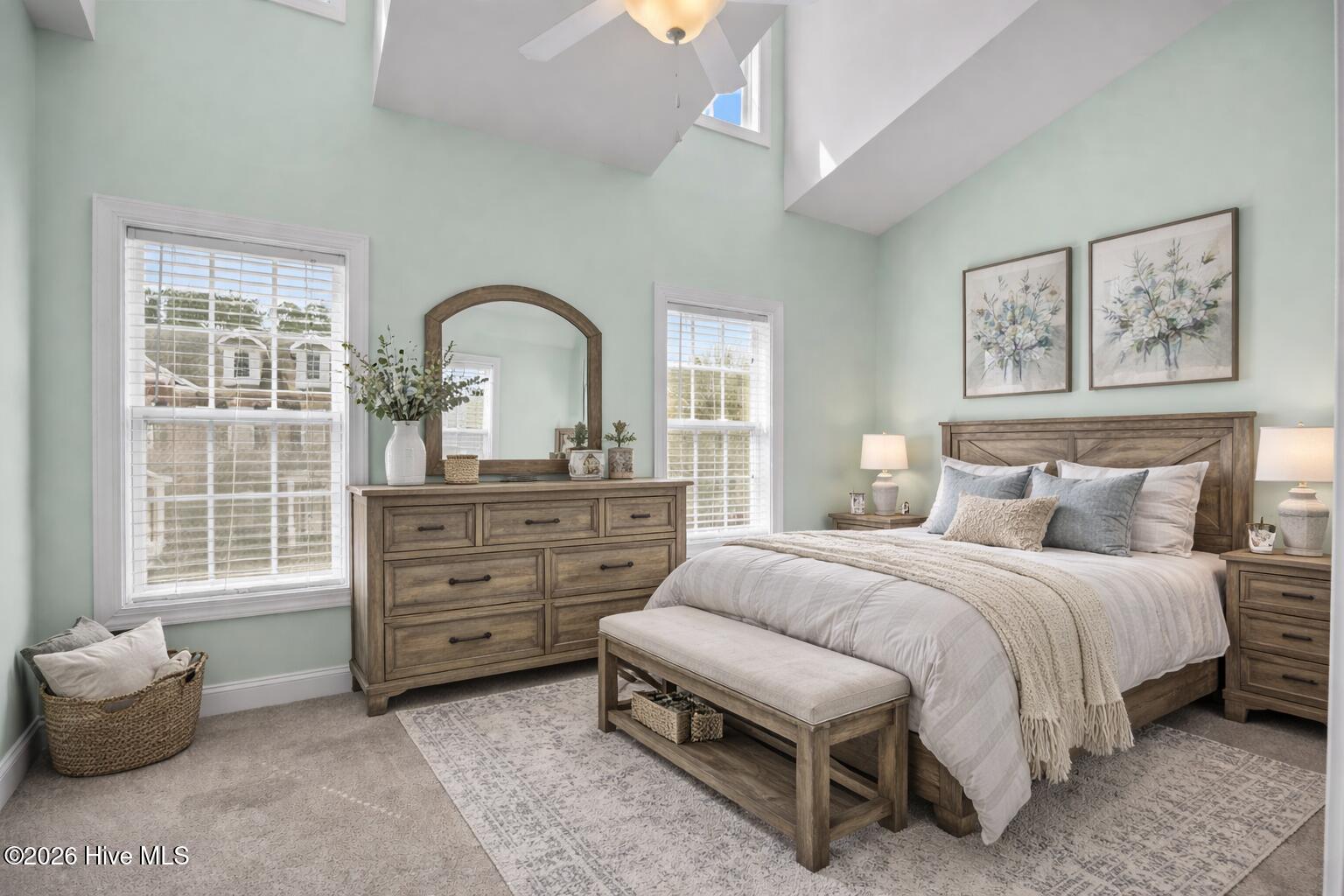 100560490 | Photo 25