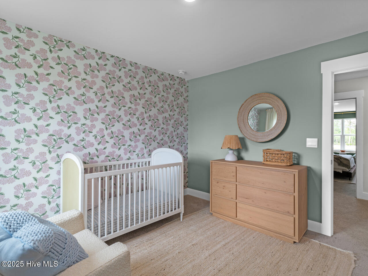 100570597 | Photo 22