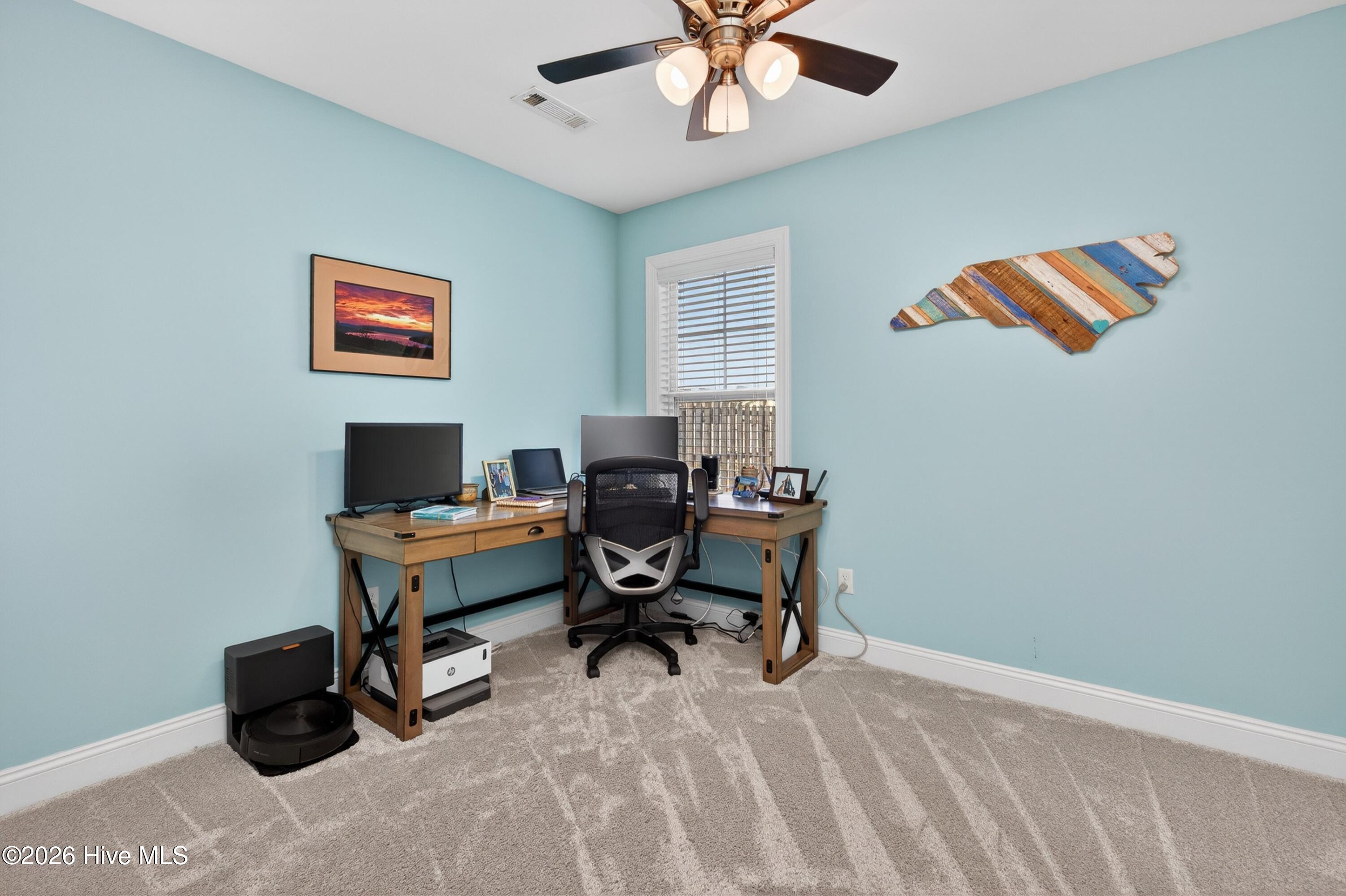 100566210 | Photo 22