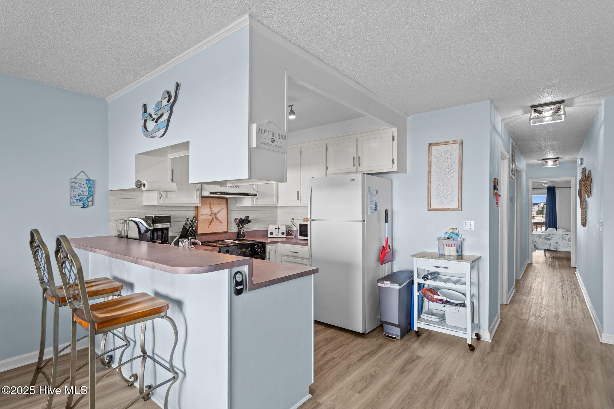 100528366 | Photo 25