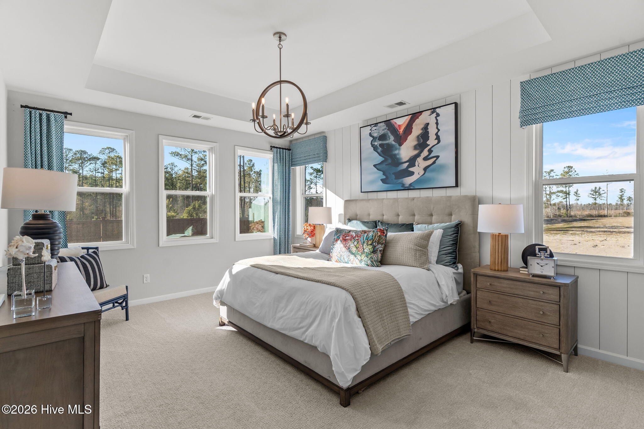 100516667 | Photo 26