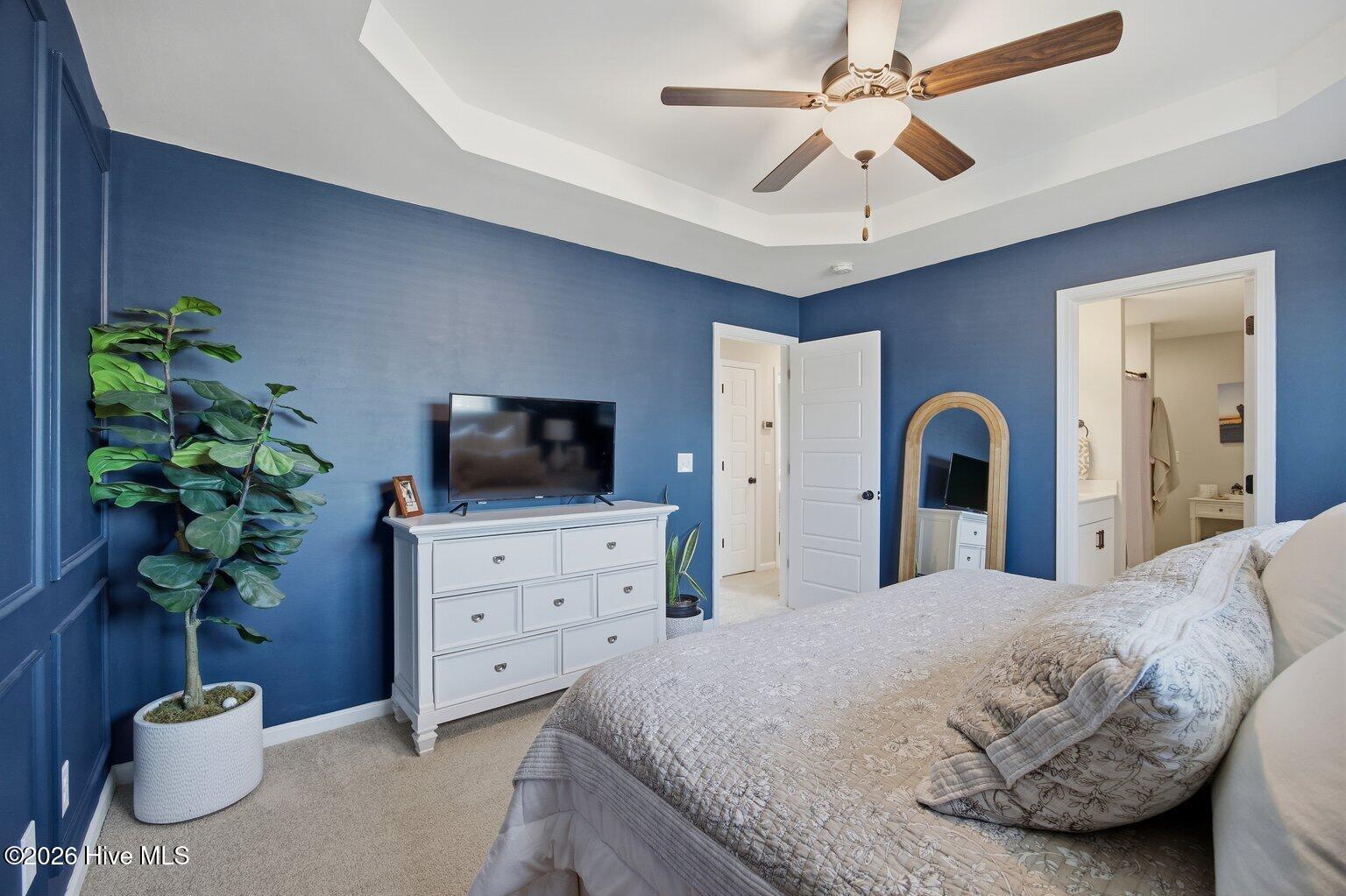 100567479 | Photo 24