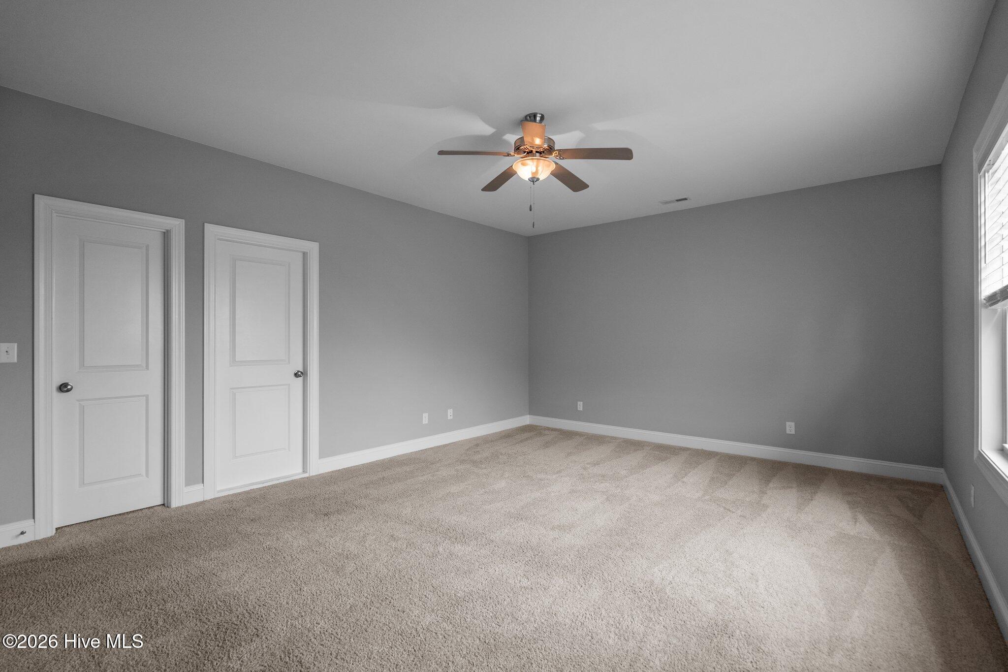 100561208 | Photo 40