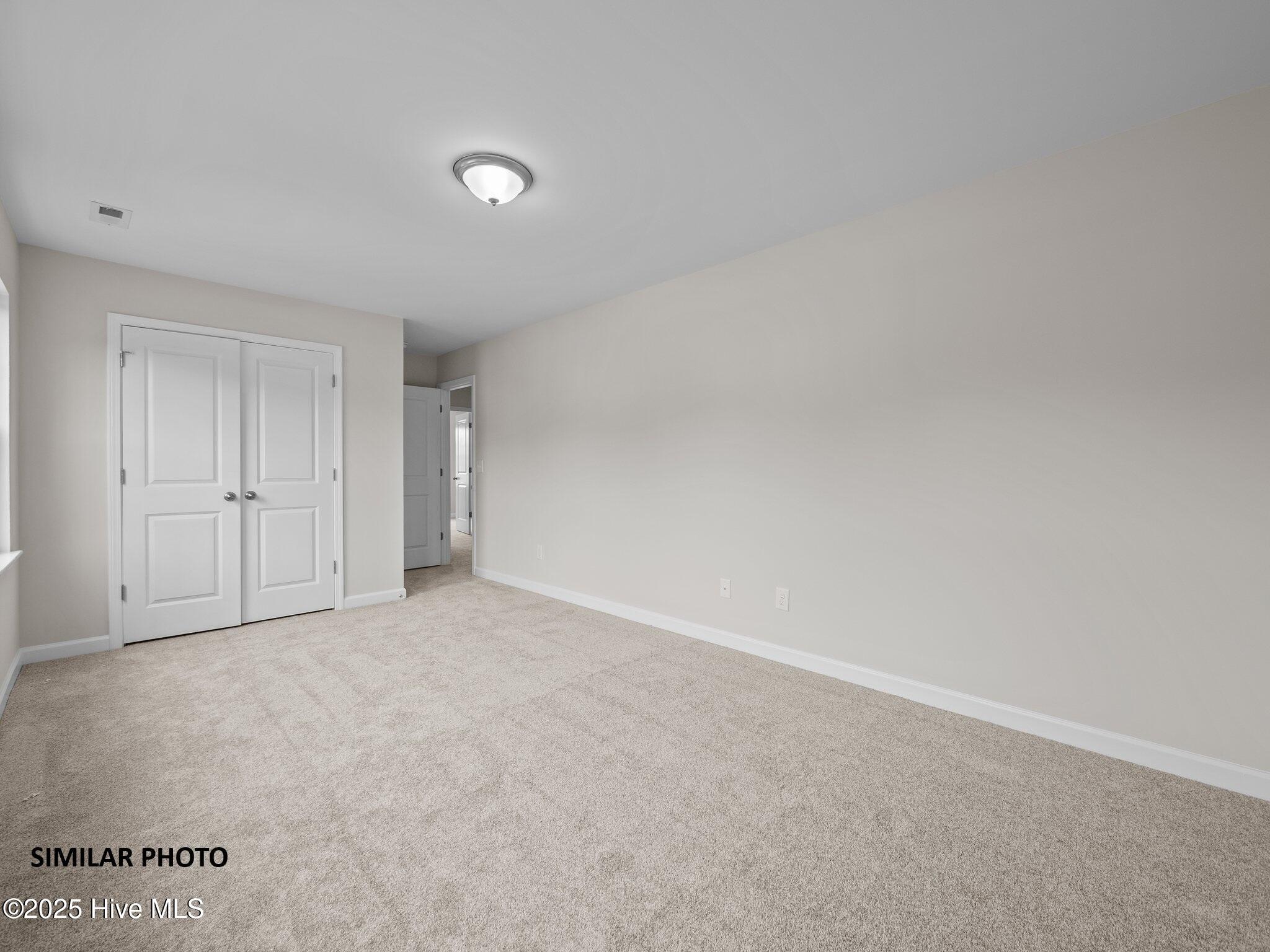 100519589 | Photo 25